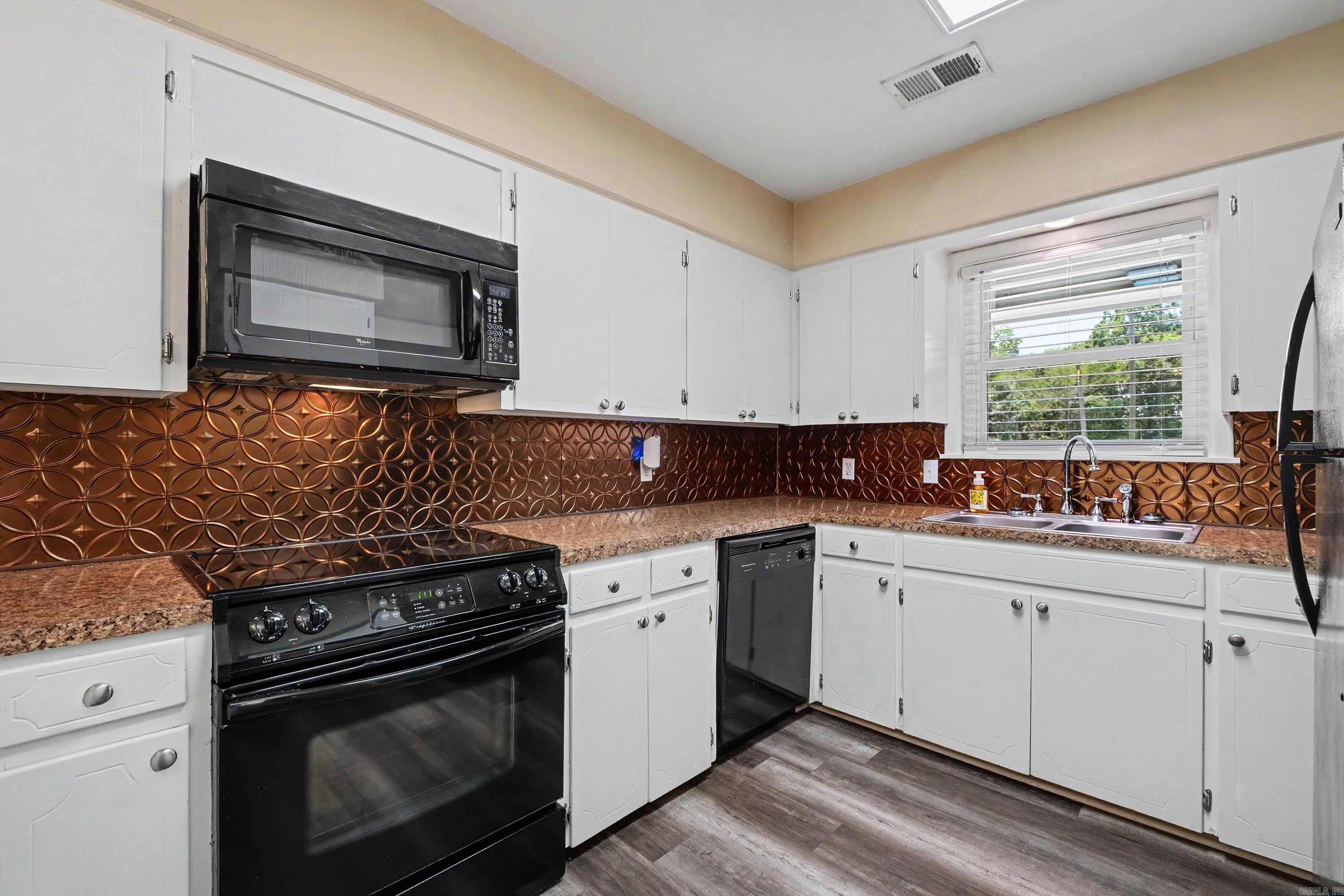 48 E Main Street Property Photo 19