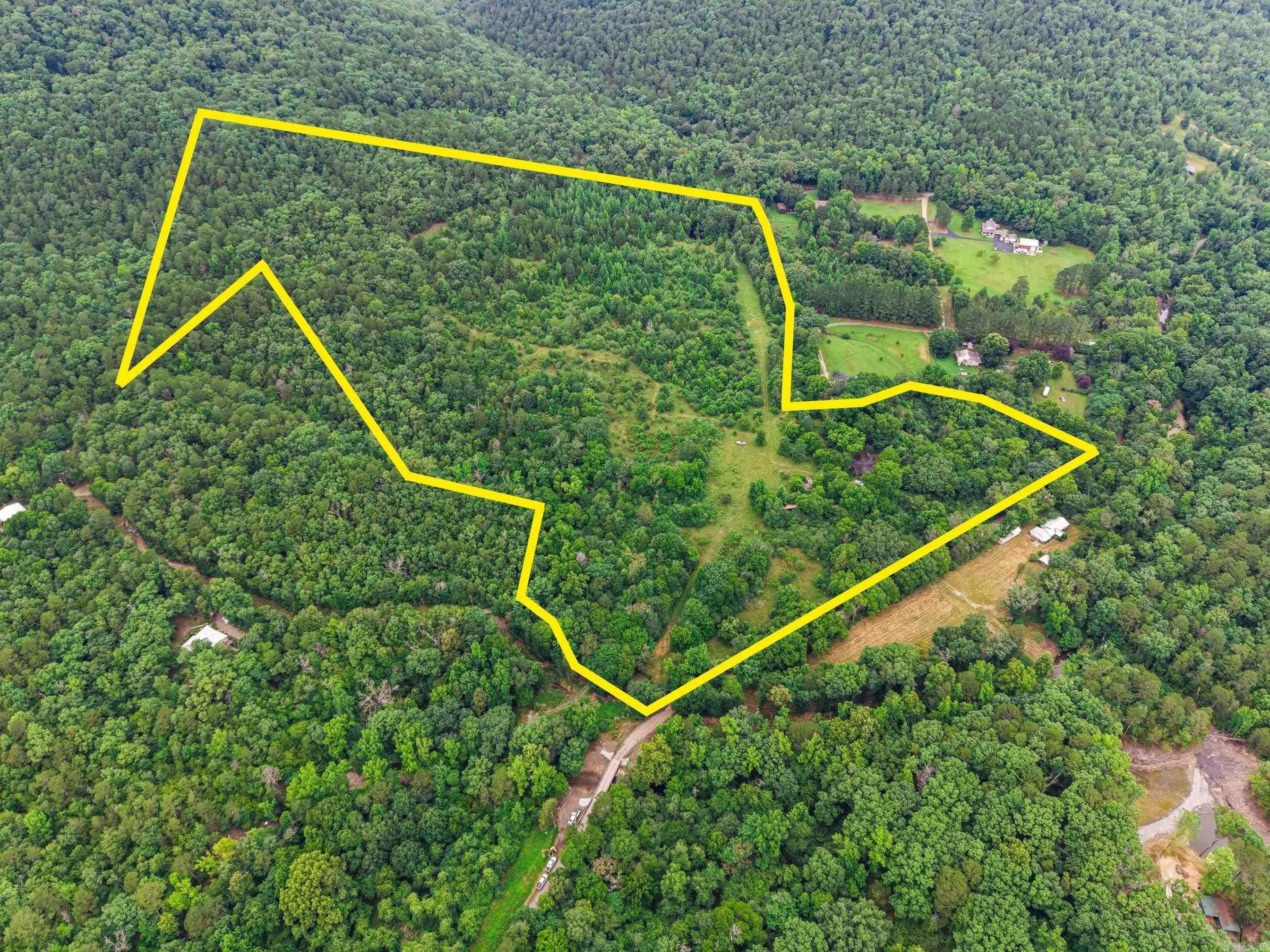 977 Wildcat Road Property Photo 2