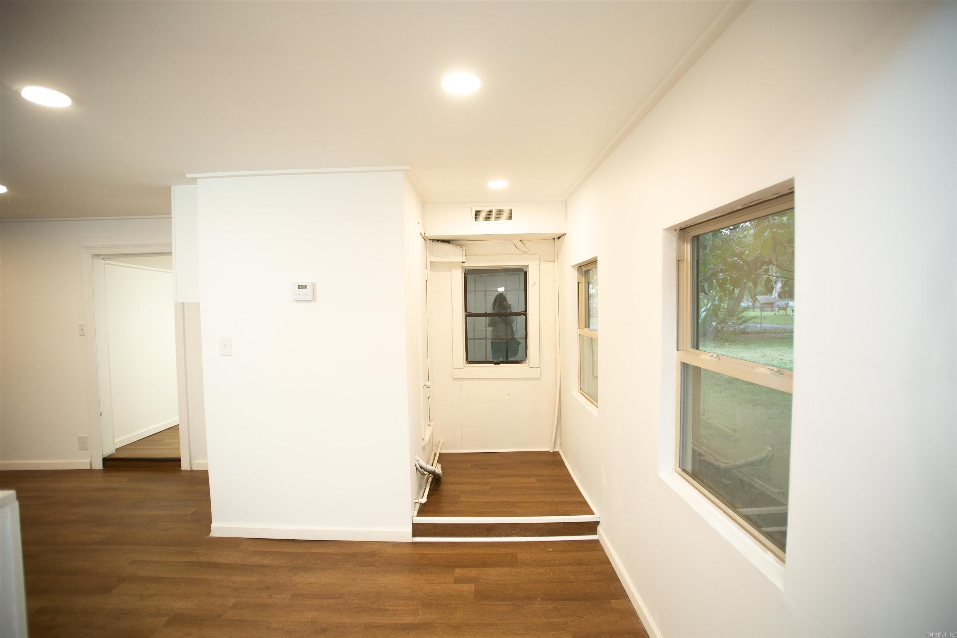 13118 Old River Drive Property Photo 7