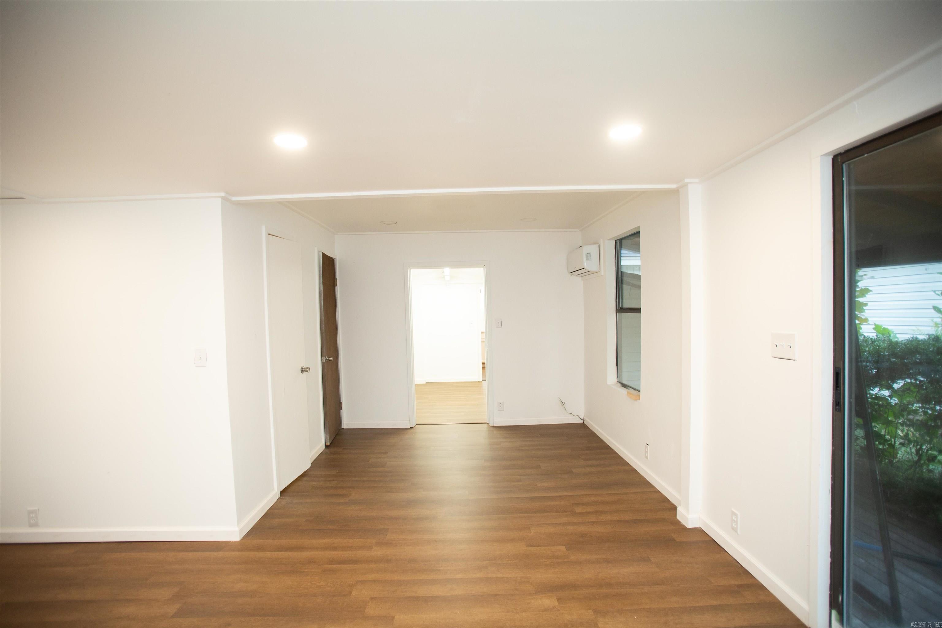 13118 Old River Drive Property Photo 15