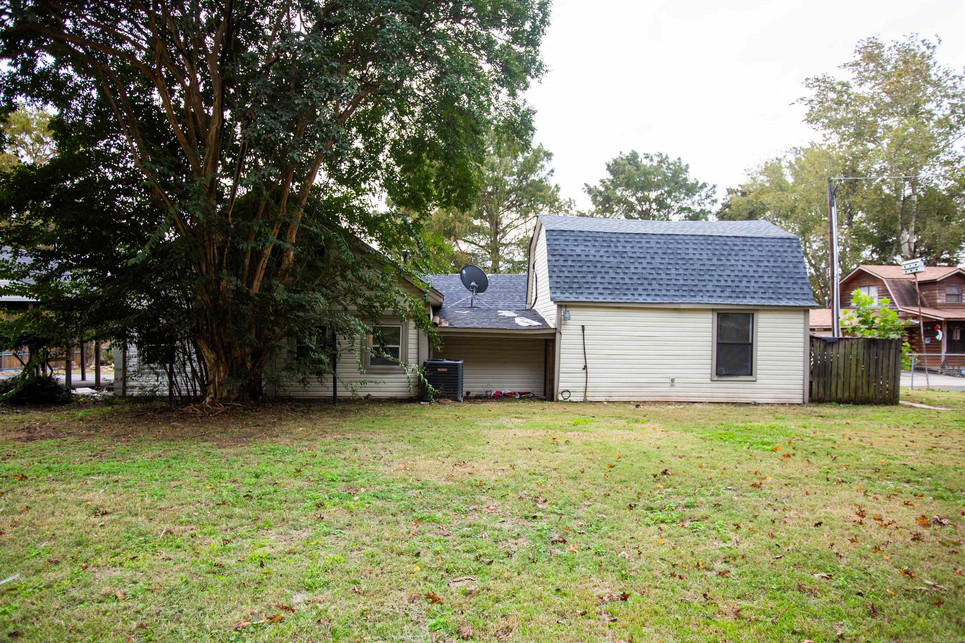 13118 Old River Drive Property Photo 20