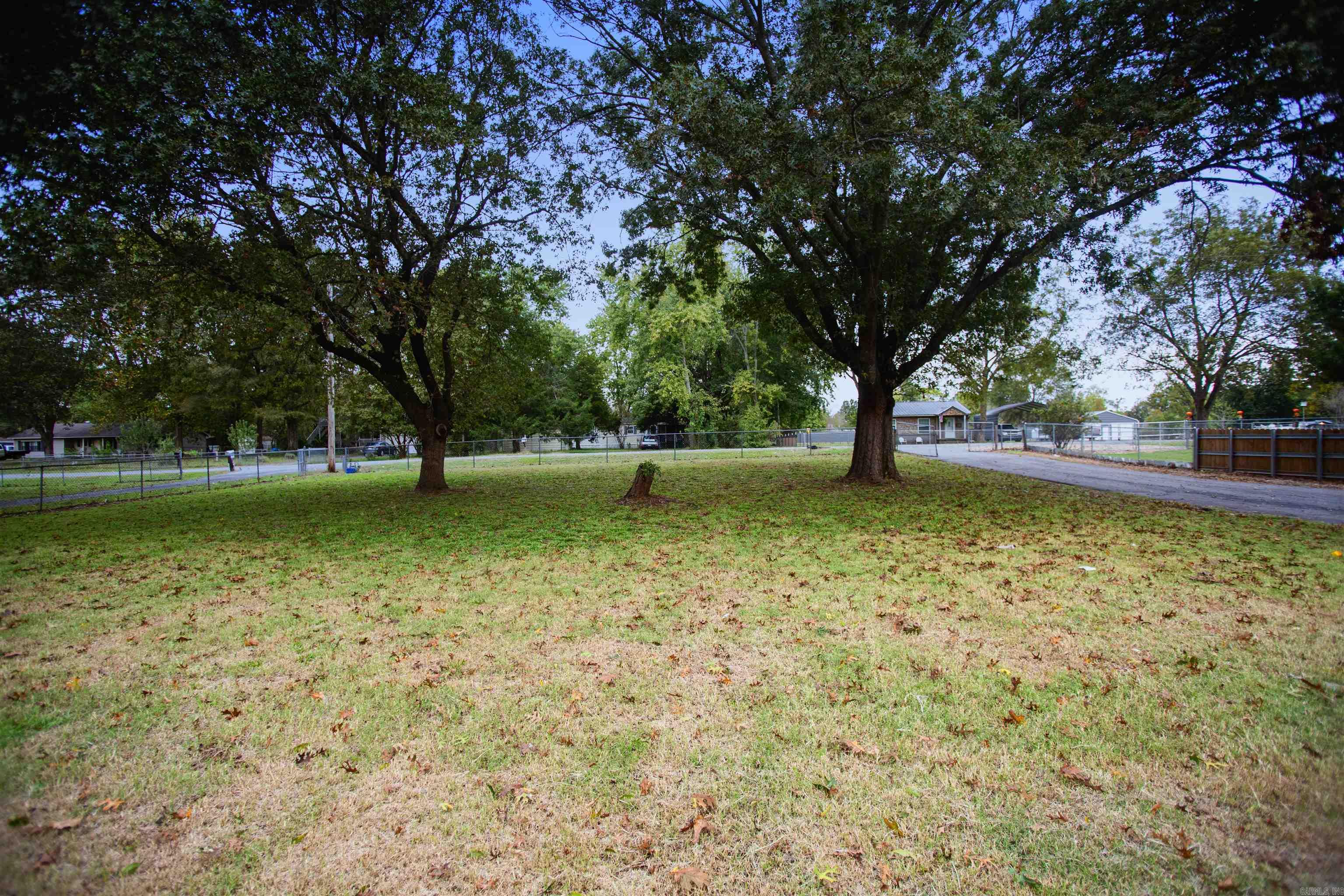 13118 Old River Drive Property Photo 25