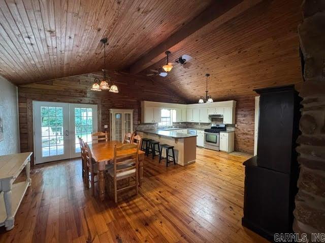 24 Barrett Lane Property Photo 11