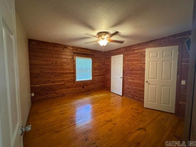 24 Barrett Lane Property Photo 12