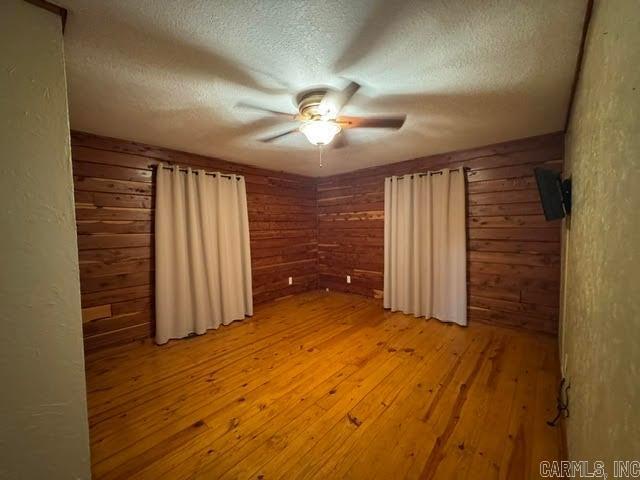 24 Barrett Lane Property Photo 15