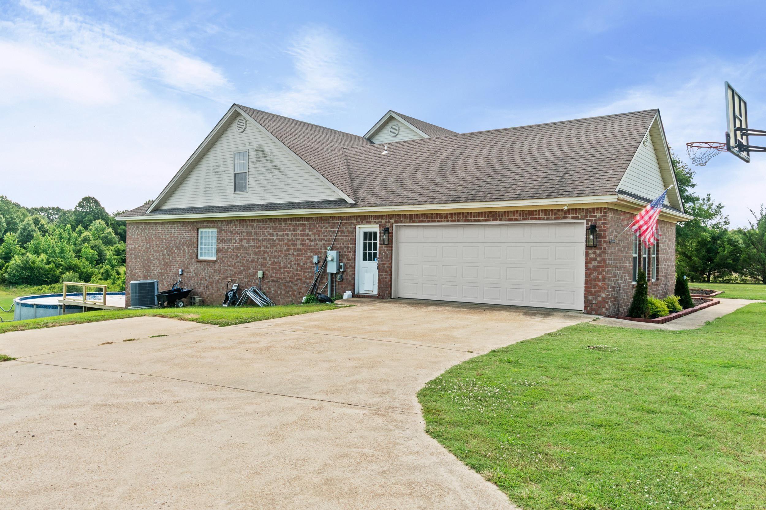 20 County Road 743 Property Photo 41