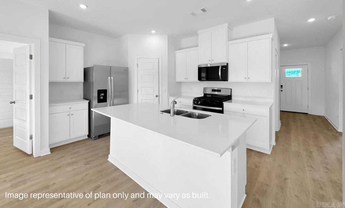 508 S Cherry Street Property Photo 2