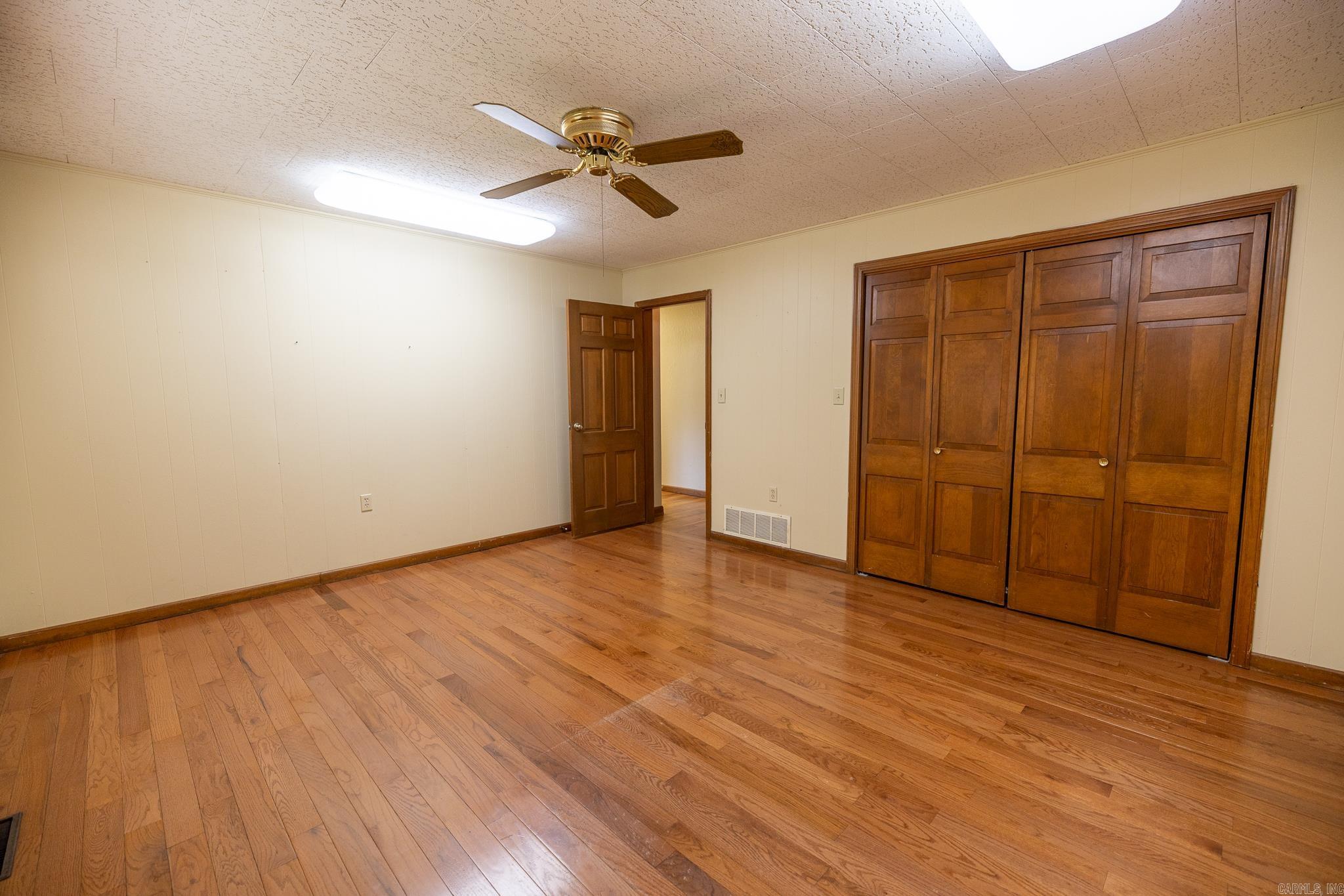 1287 W North Street Property Photo 17