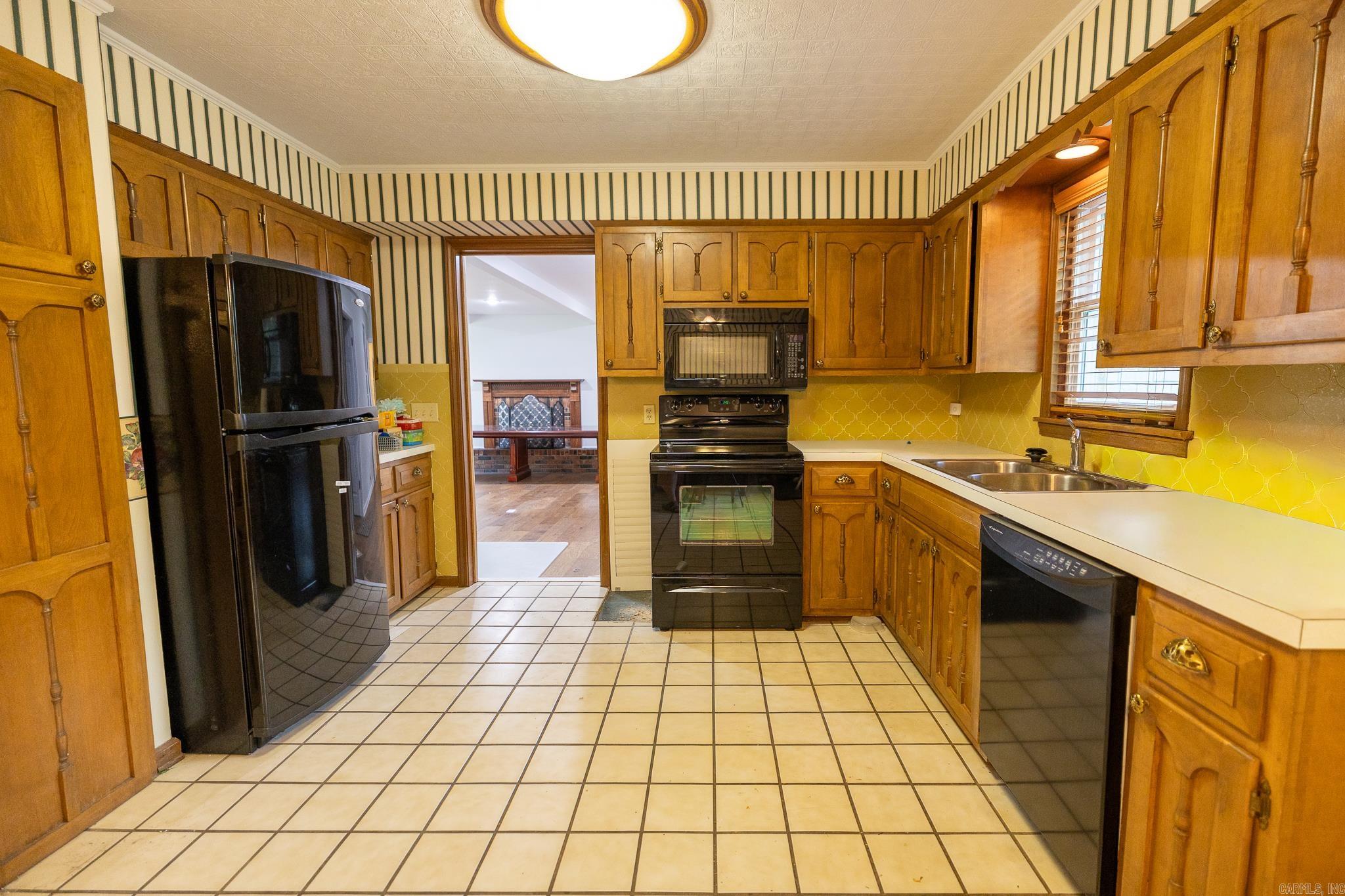 1287 W North Street Property Photo 26