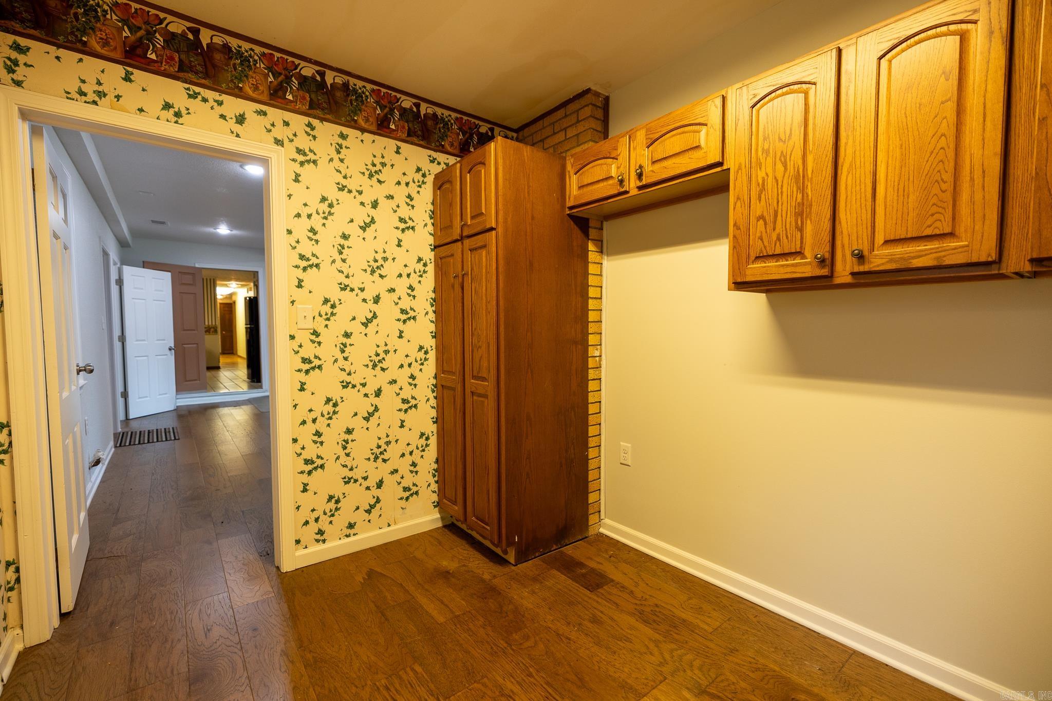 1287 W North Street Property Photo 30