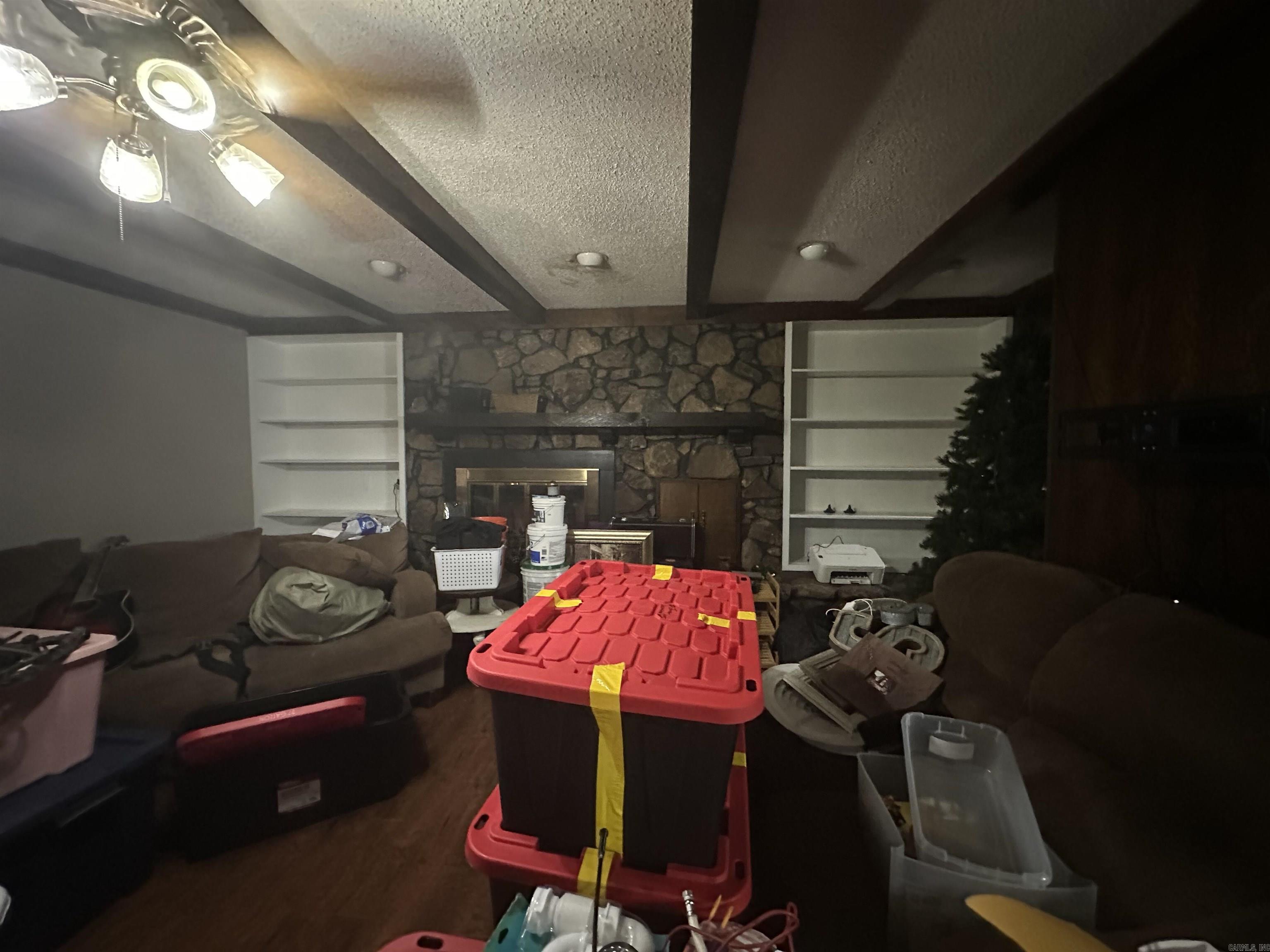 1201 E 4th Street Property Photo 6