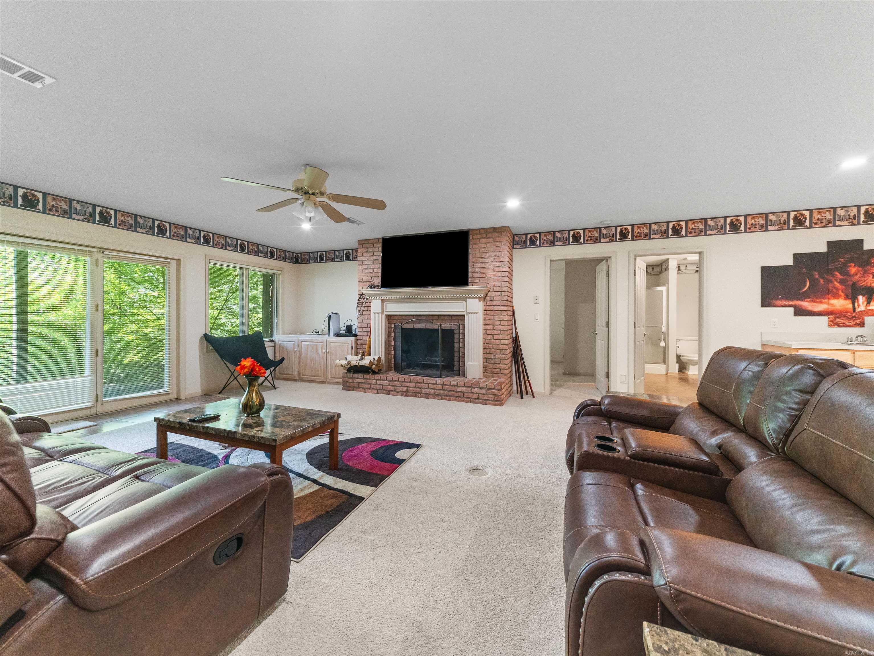 15 Lago Drive Property Photo 40