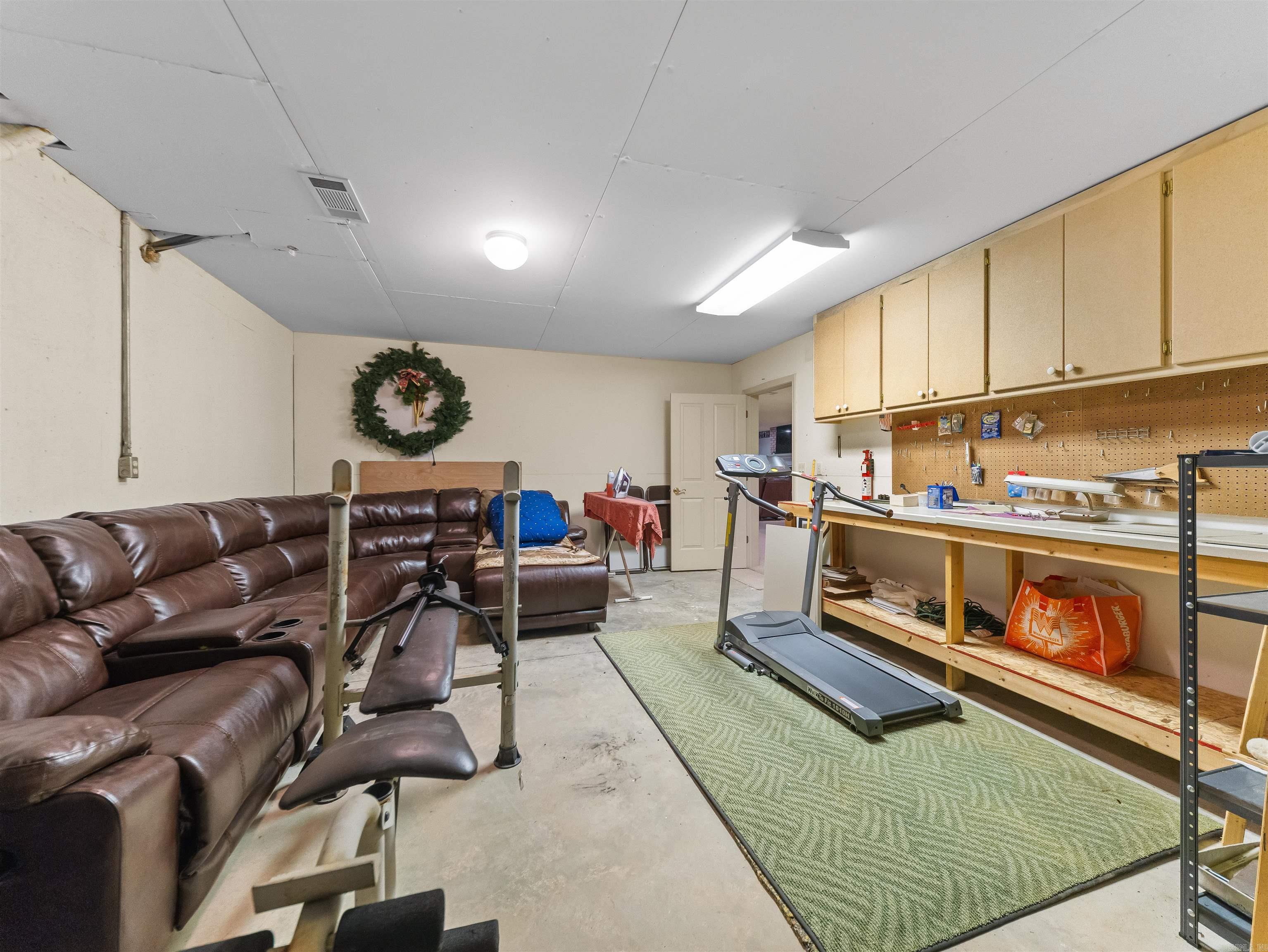 15 Lago Drive Property Photo 45