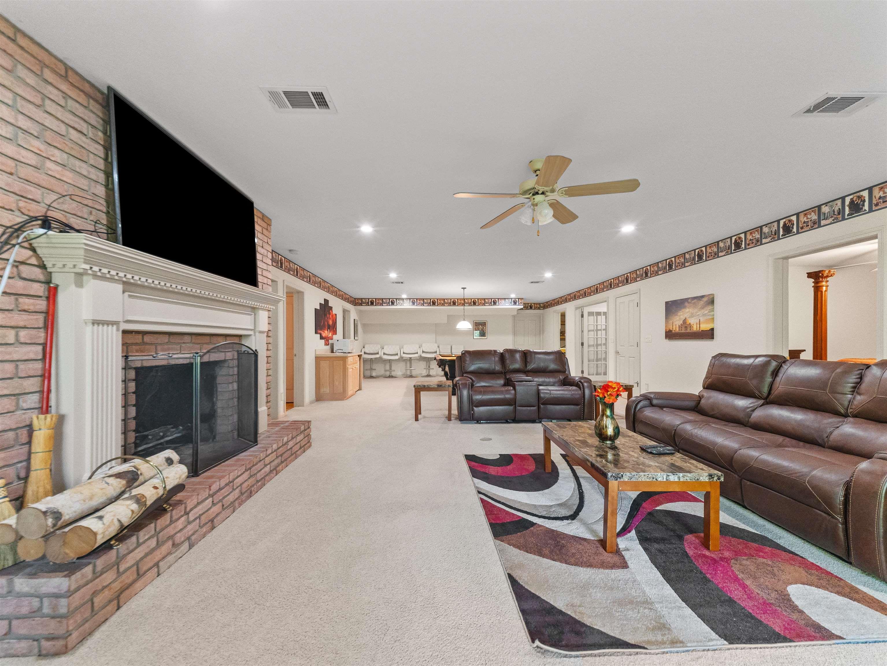 15 Lago Drive Property Photo 46