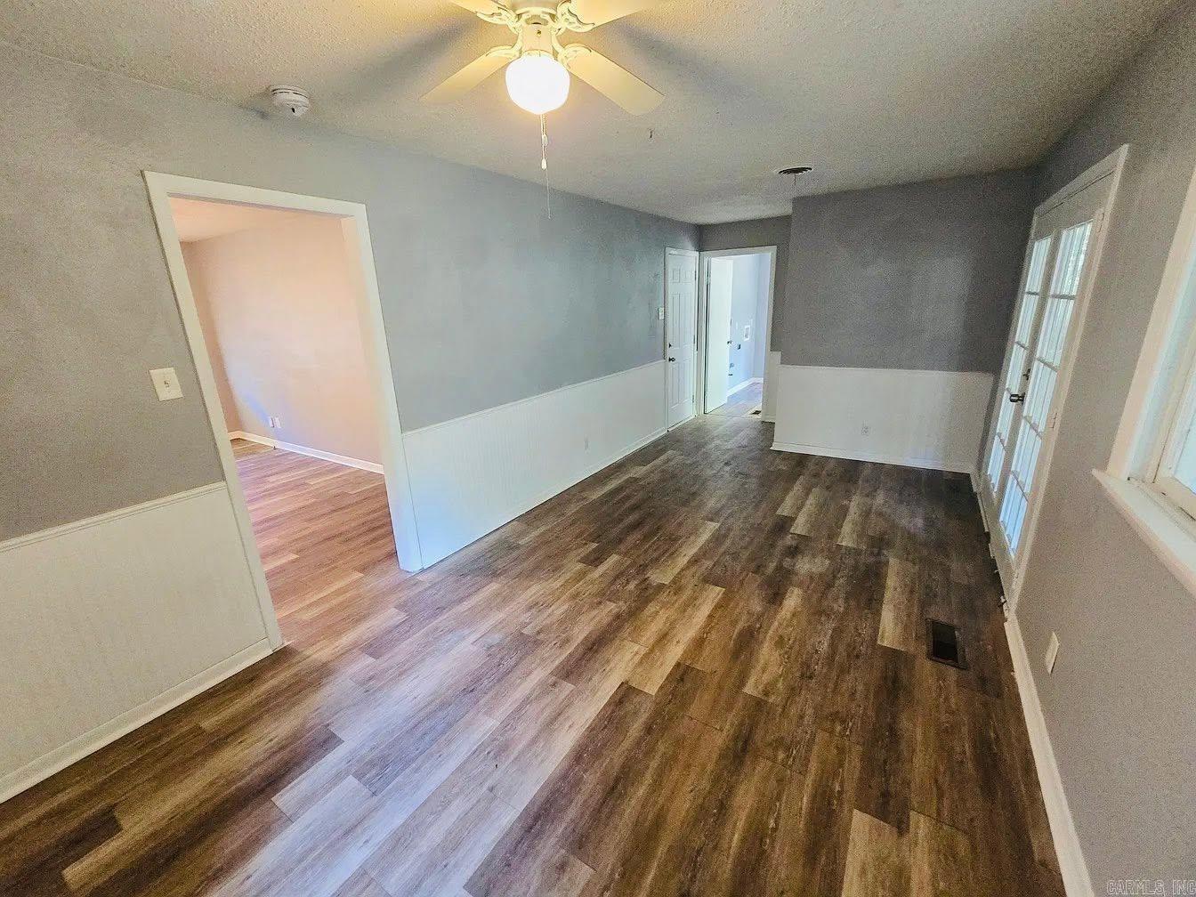 3914 Susan Circle Property Photo 5