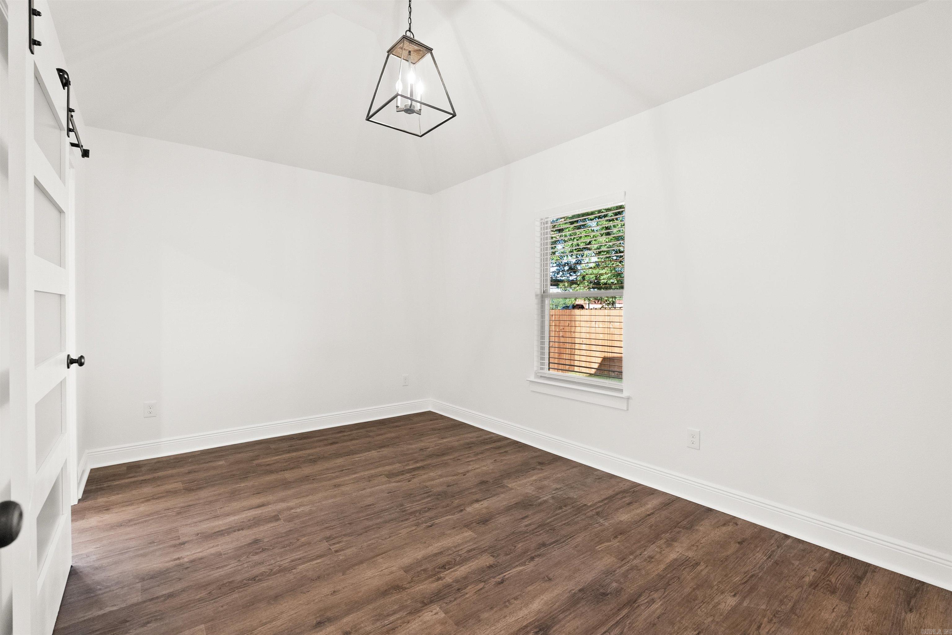809 Pearl Property Photo 26