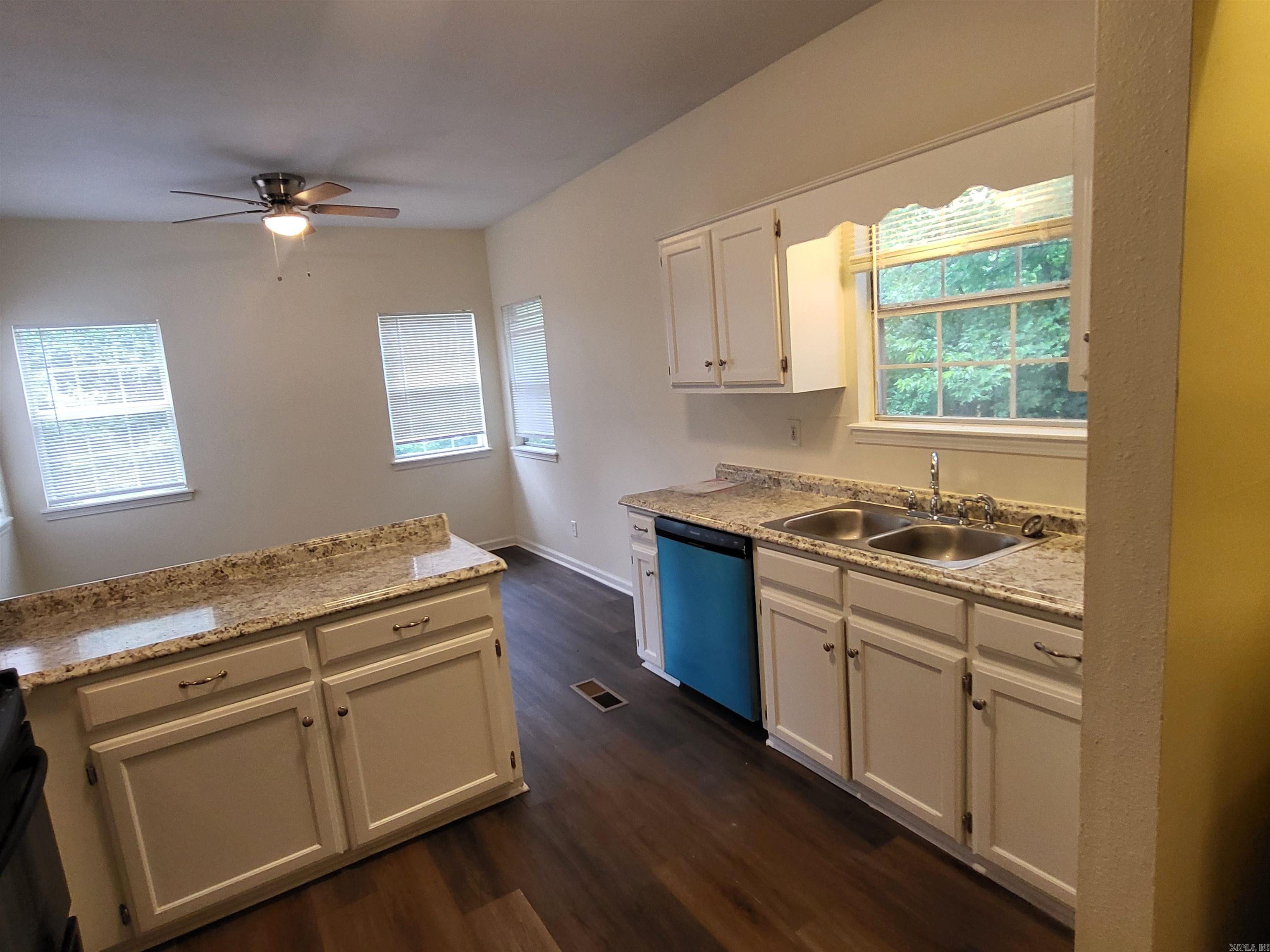 5609 Kari Hill Place Property Photo 7
