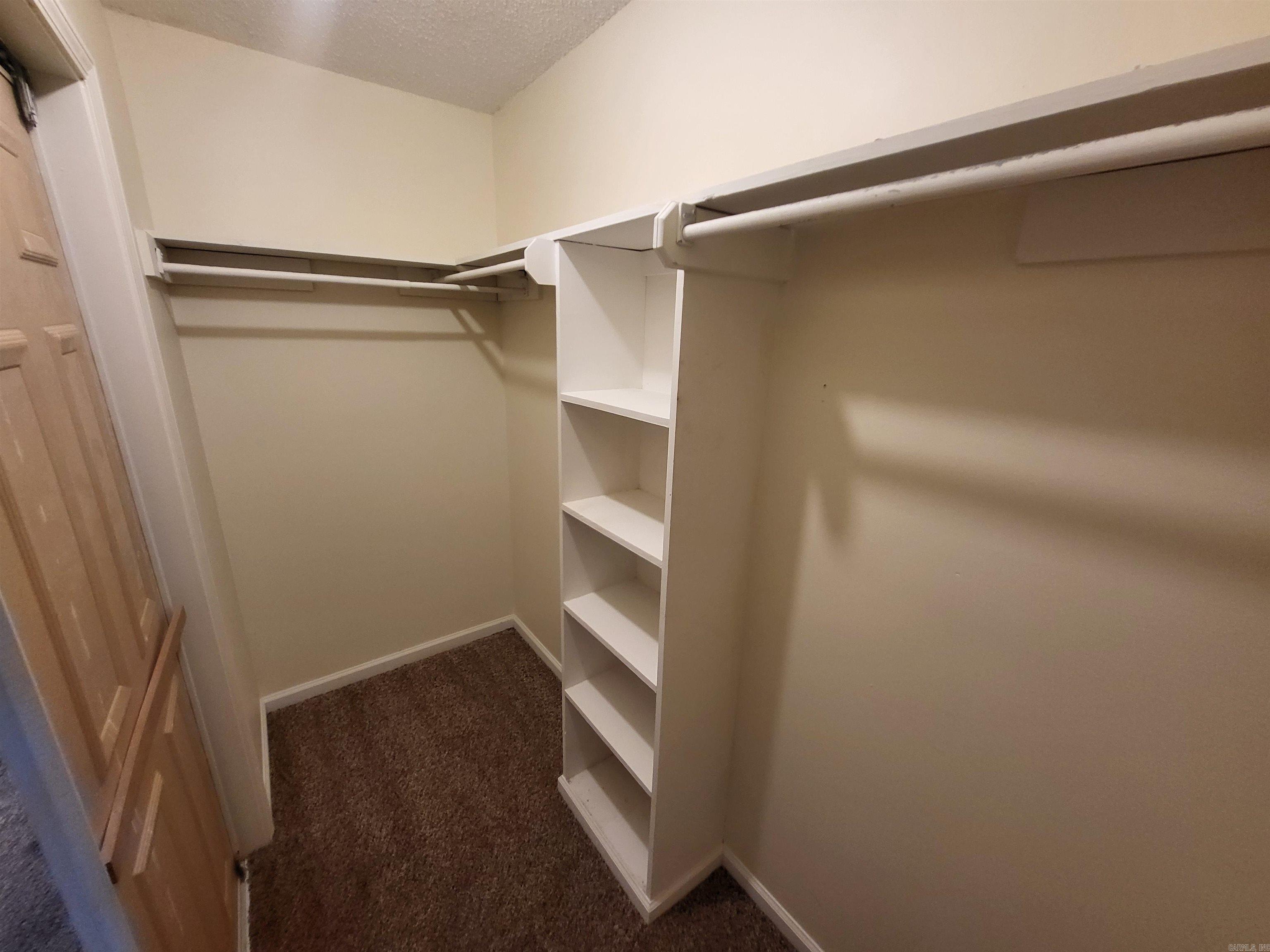 5609 Kari Hill Place Property Photo 15