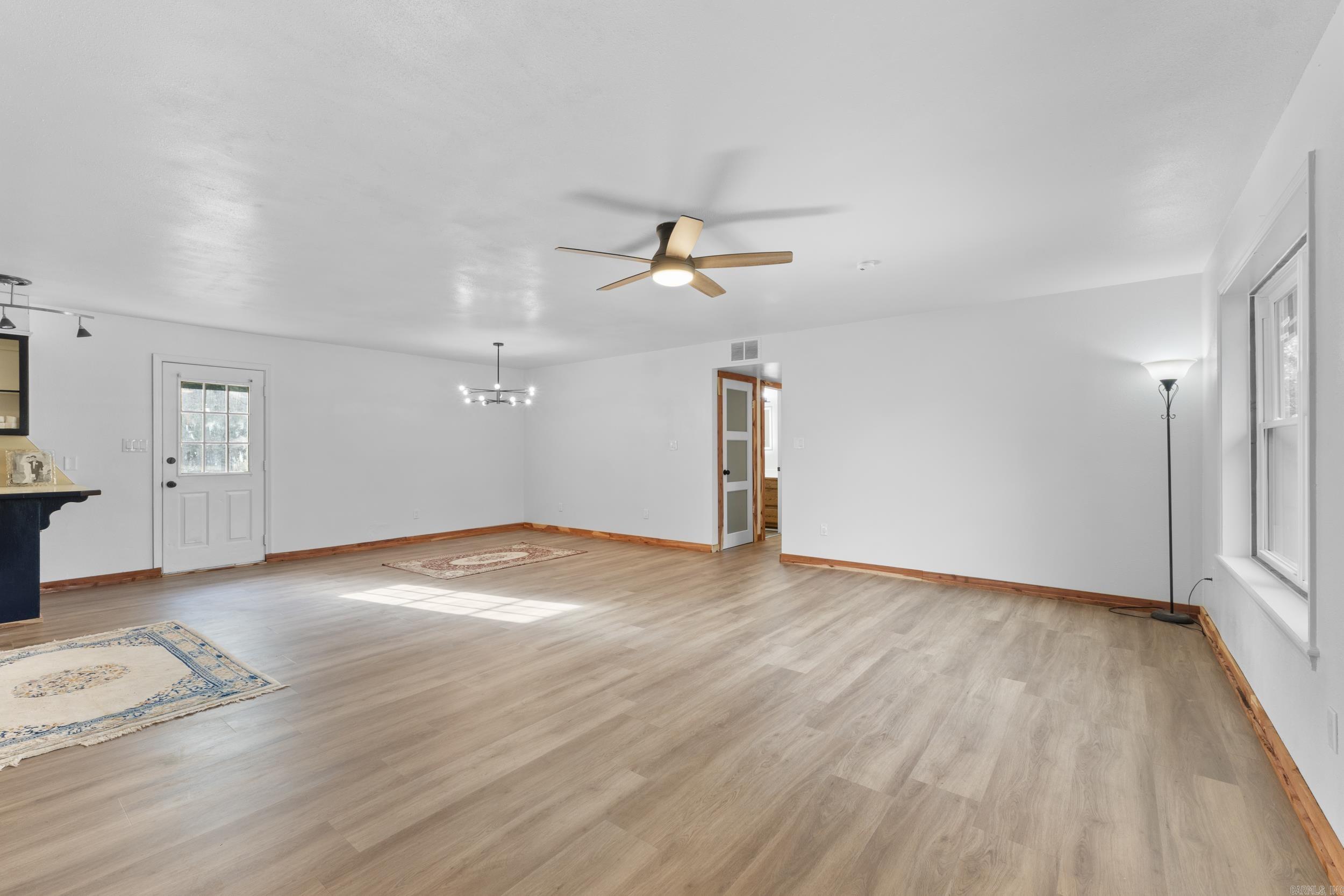 920 S 21st St Street Property Photo 4