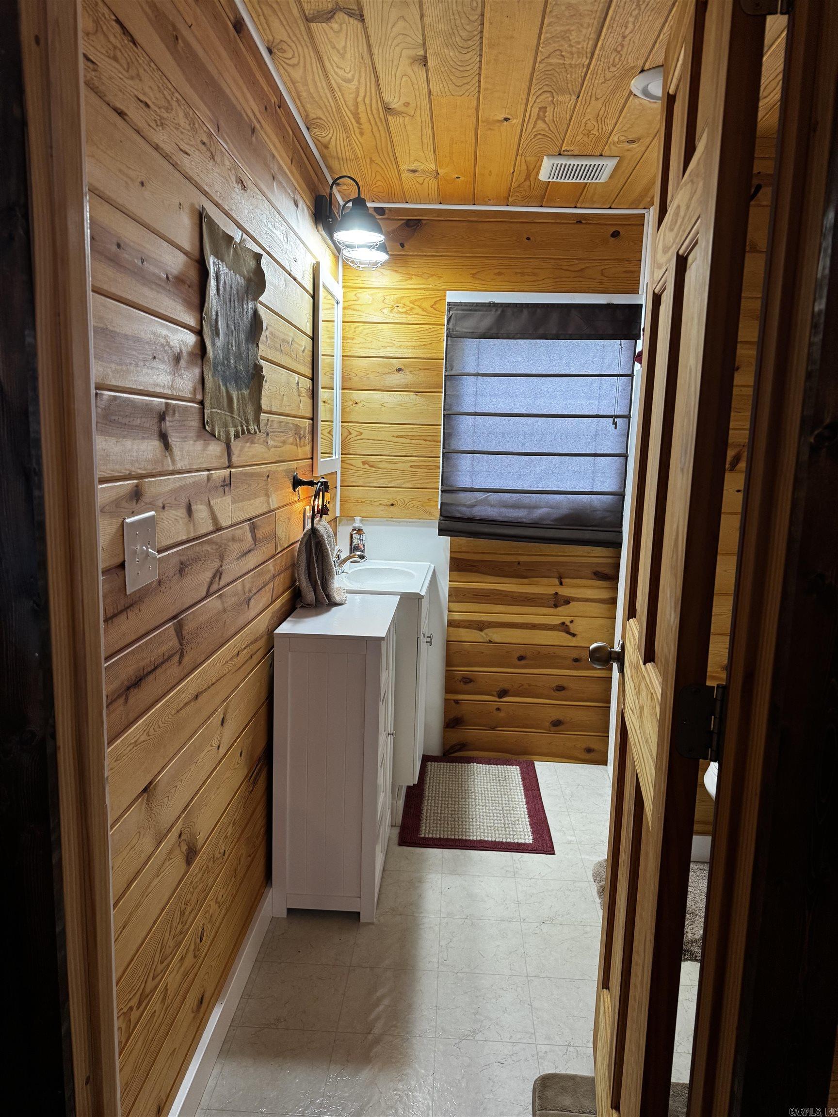 653 Blair Road Property Photo 15