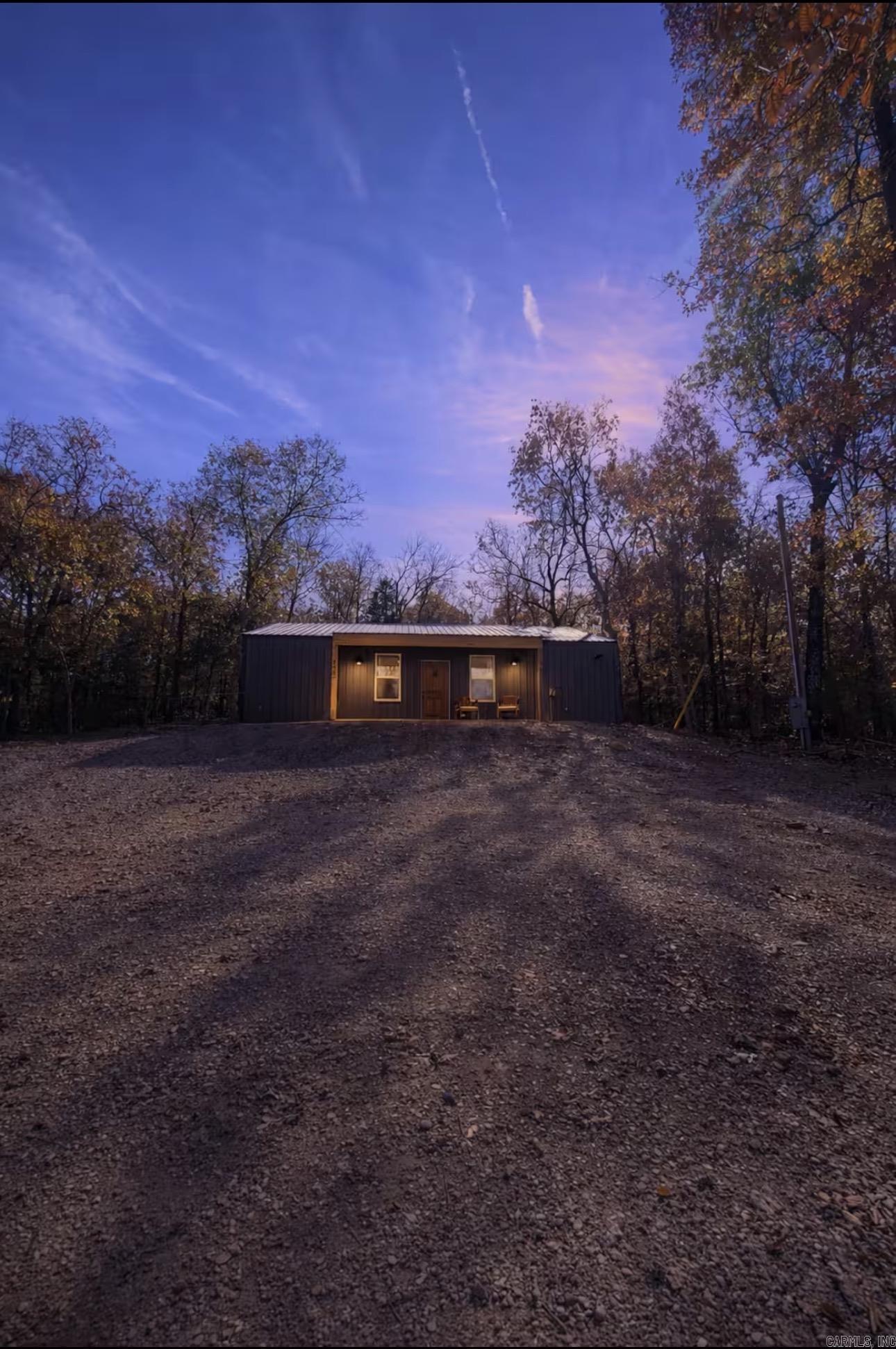 895 Pinterest Road Property Photo 2