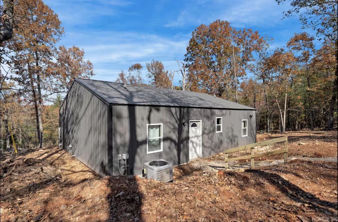 895 Pinterest Road Property Photo 6