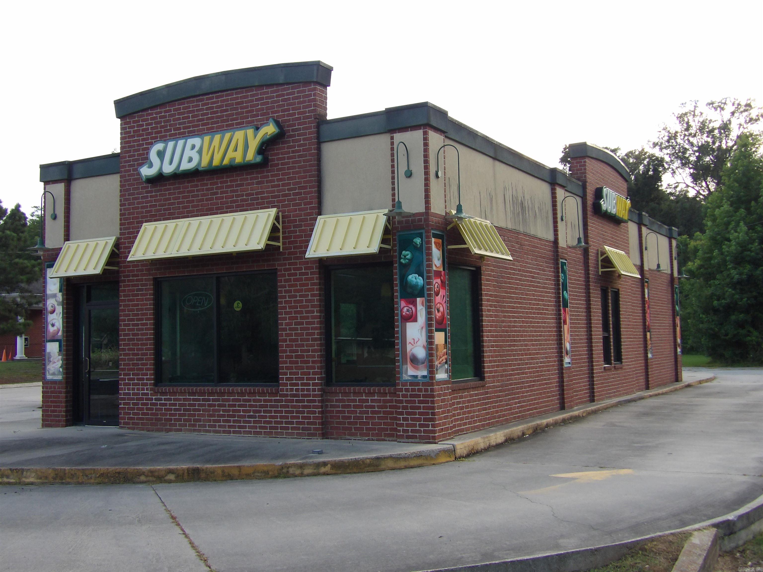 526 S Main Highway Property Photo 2