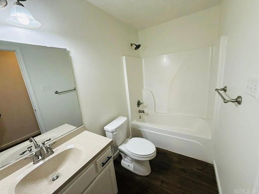 120 Suda Street Property Photo 4