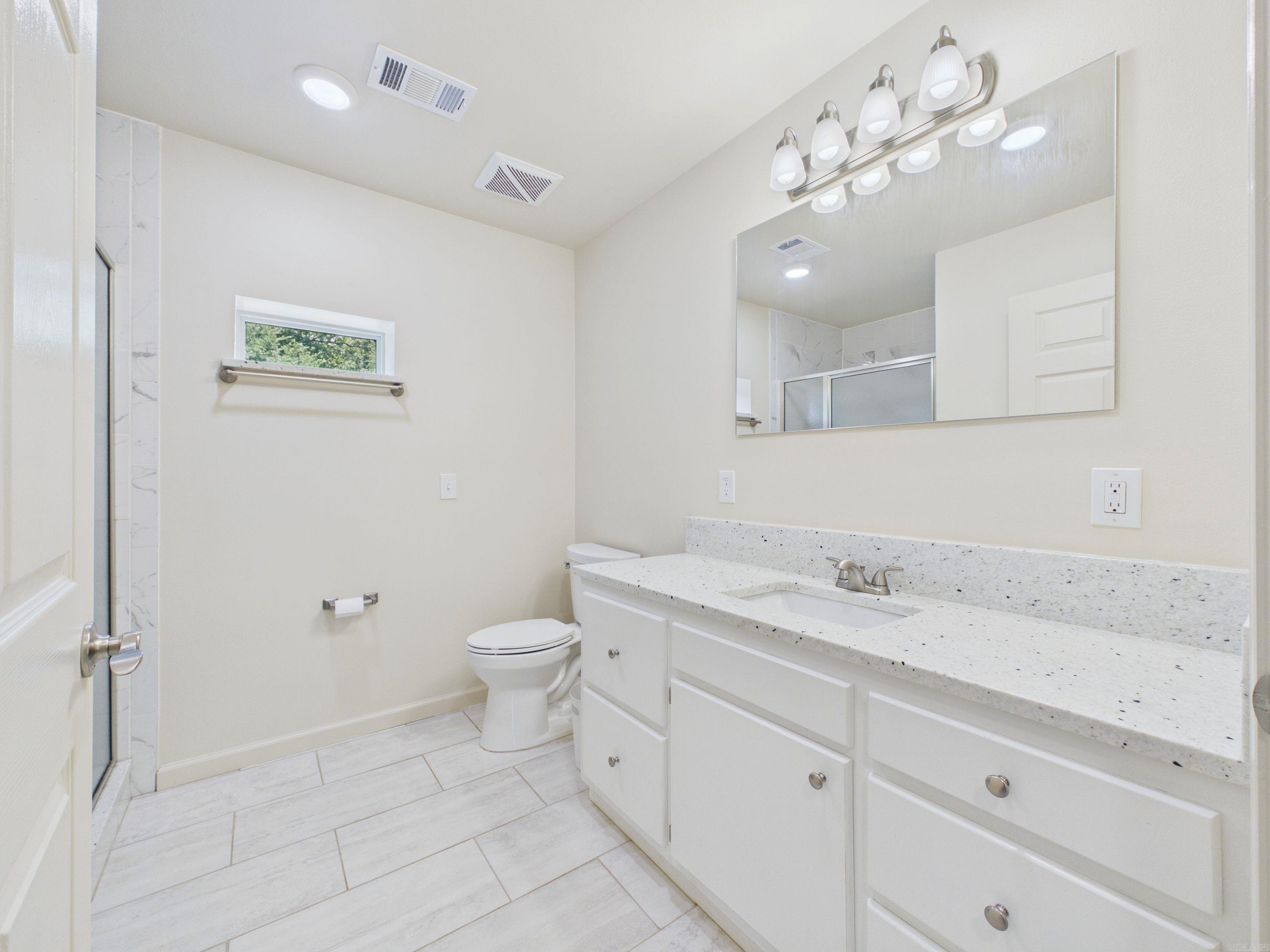 1759 Jackson 304 Property Photo 16