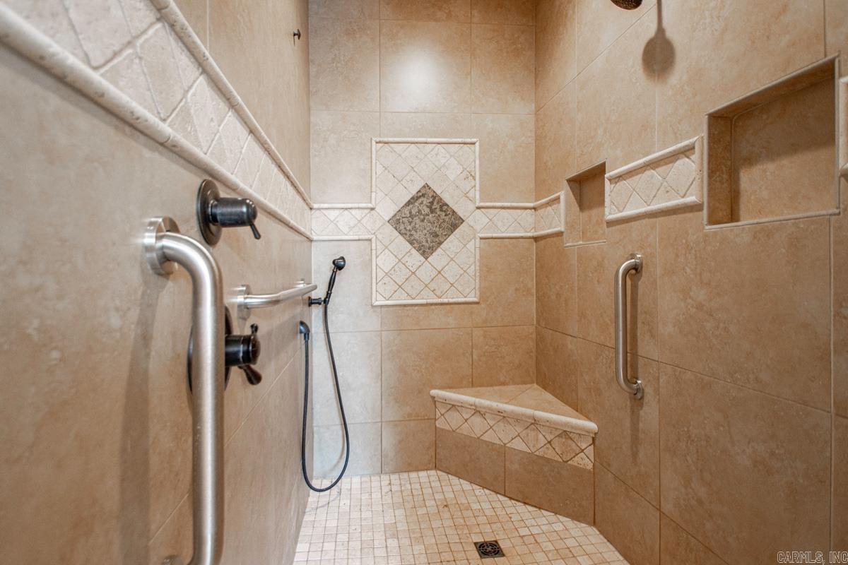 11150 Stonehill Dr Property Photo 26