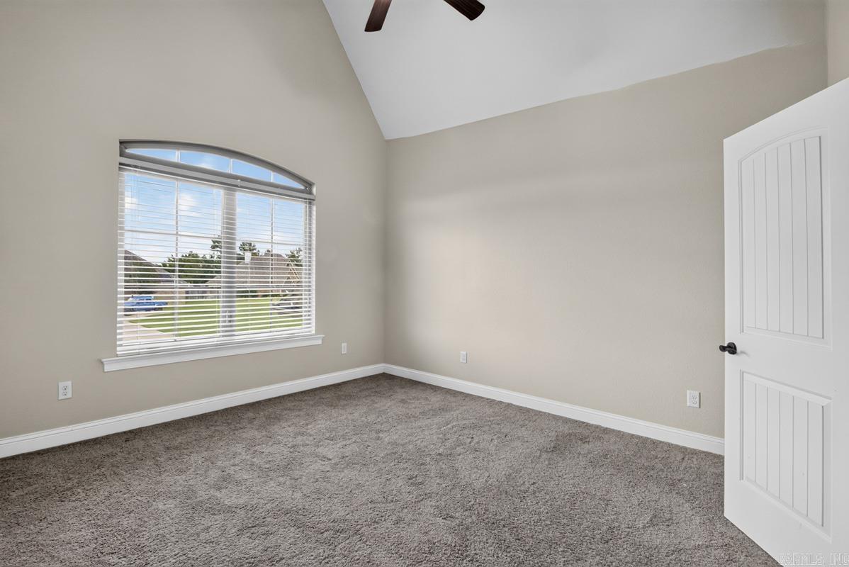 11150 Stonehill Dr Property Photo 31