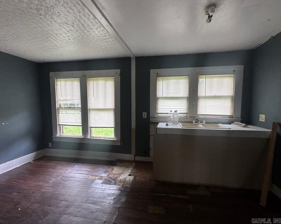101 Early Property Photo 10