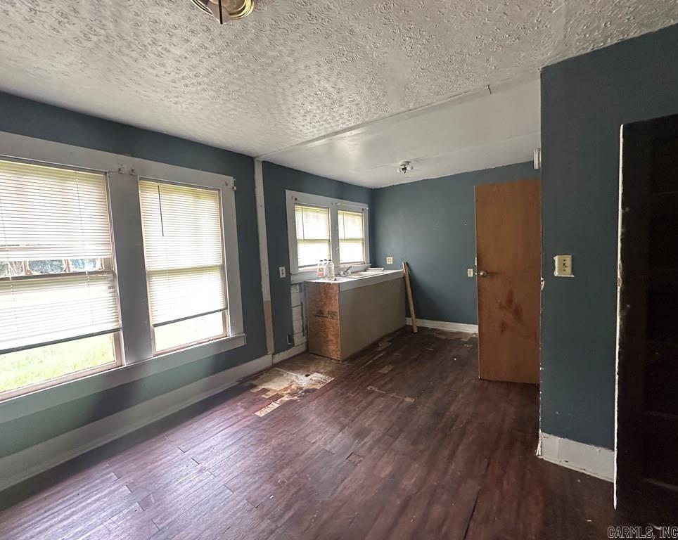 101 Early Property Photo 13