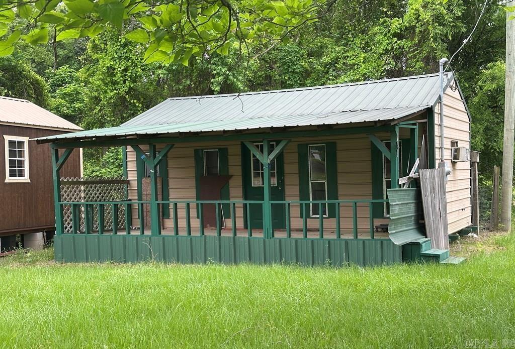 103 Early Property Photo 5