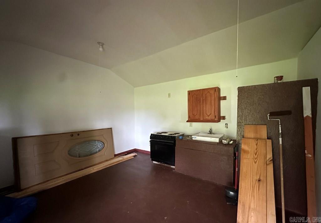 103 Early Property Photo 7