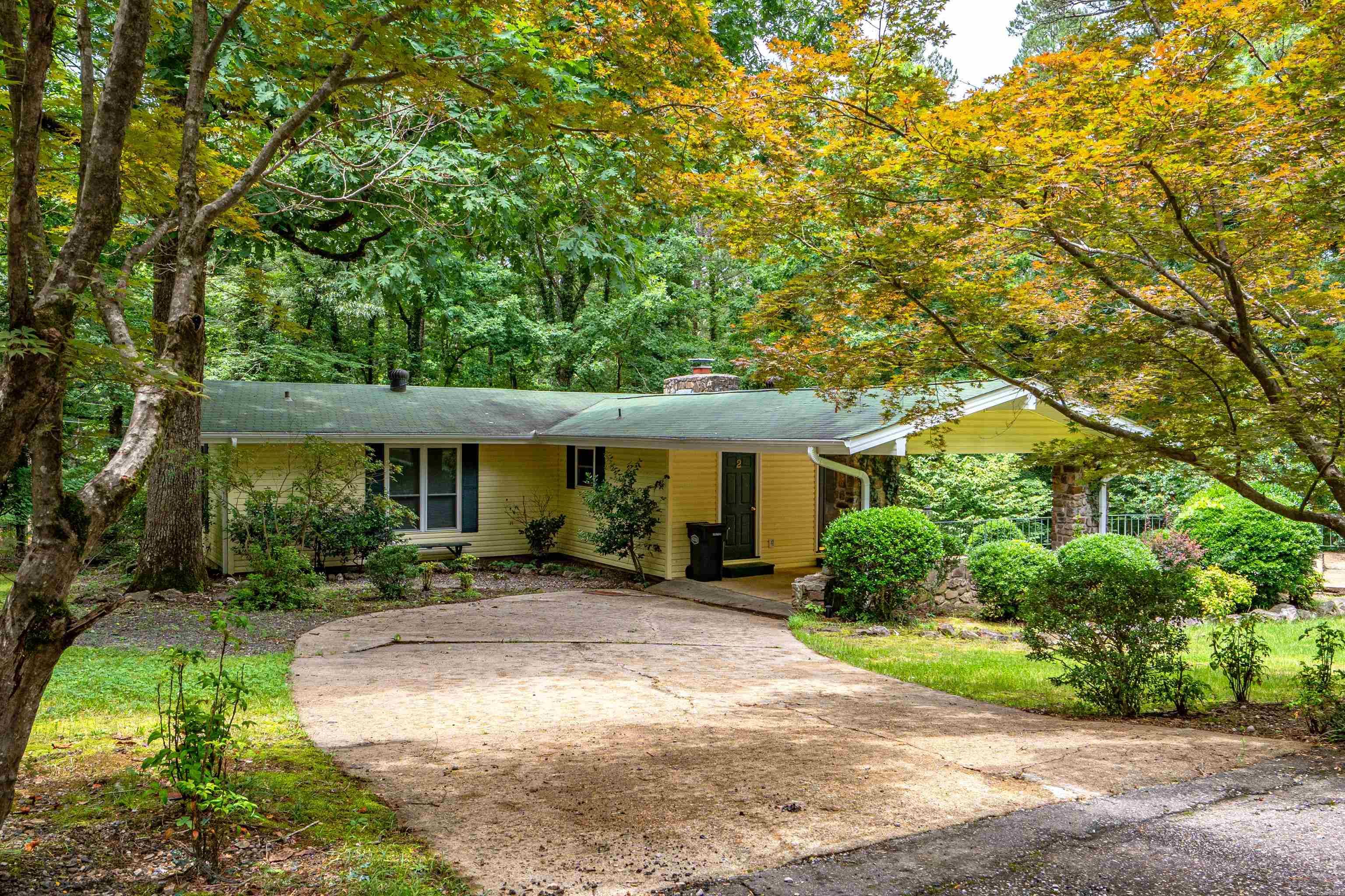 2 Herencia Circle Property Photo 1