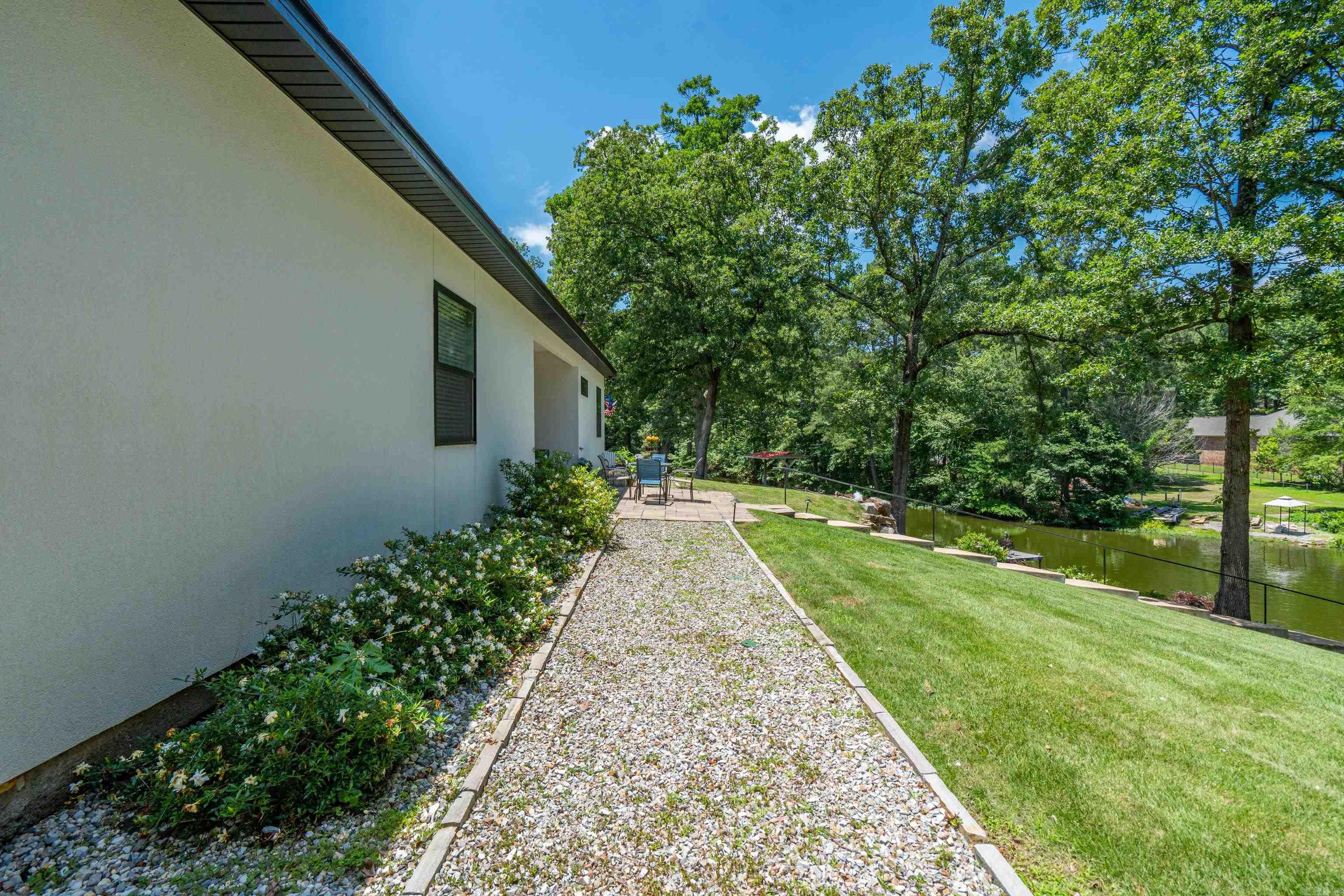 121 Lisa Place Property Photo 48