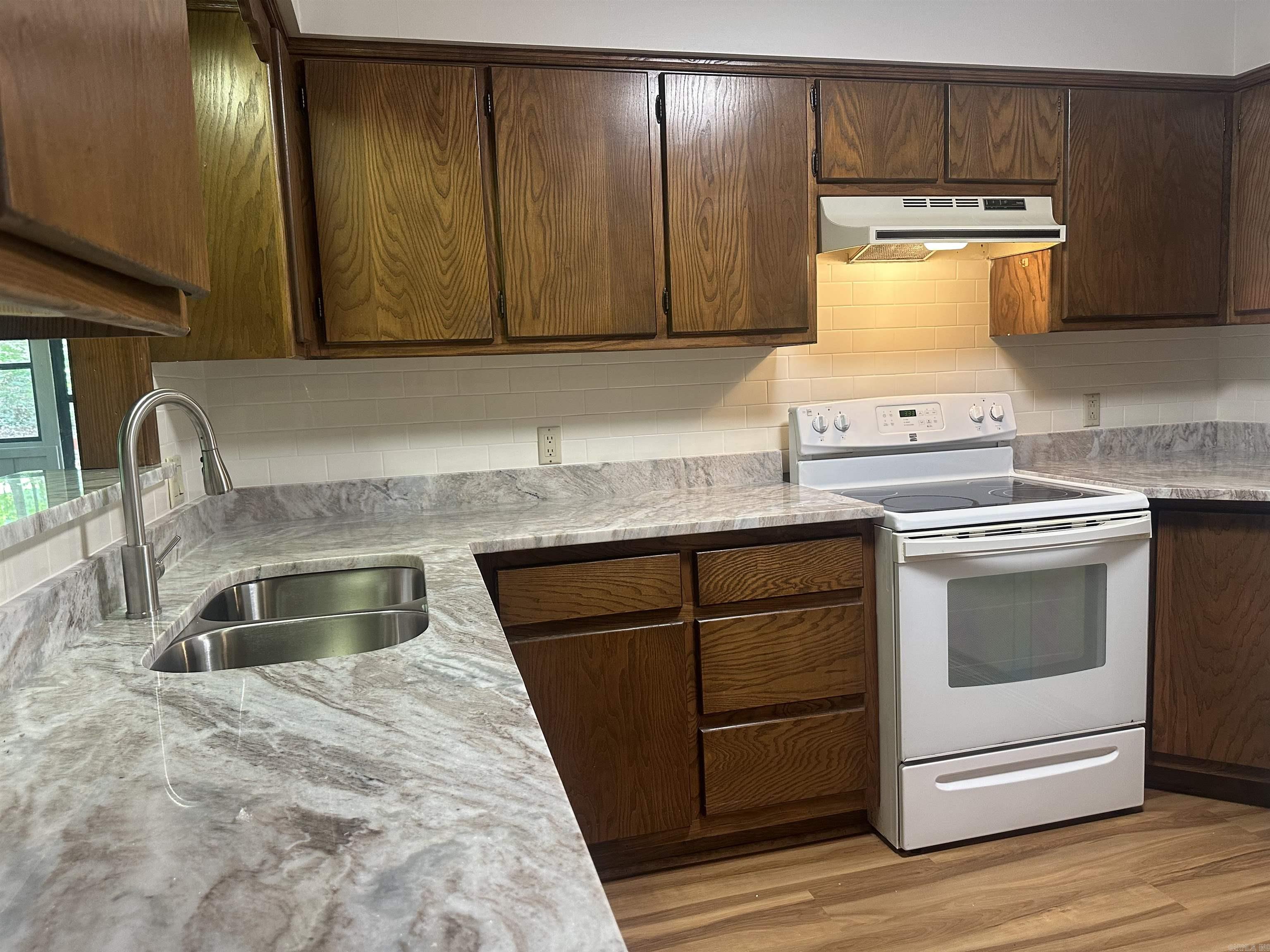 104 Aspe Lane Property Photo 15