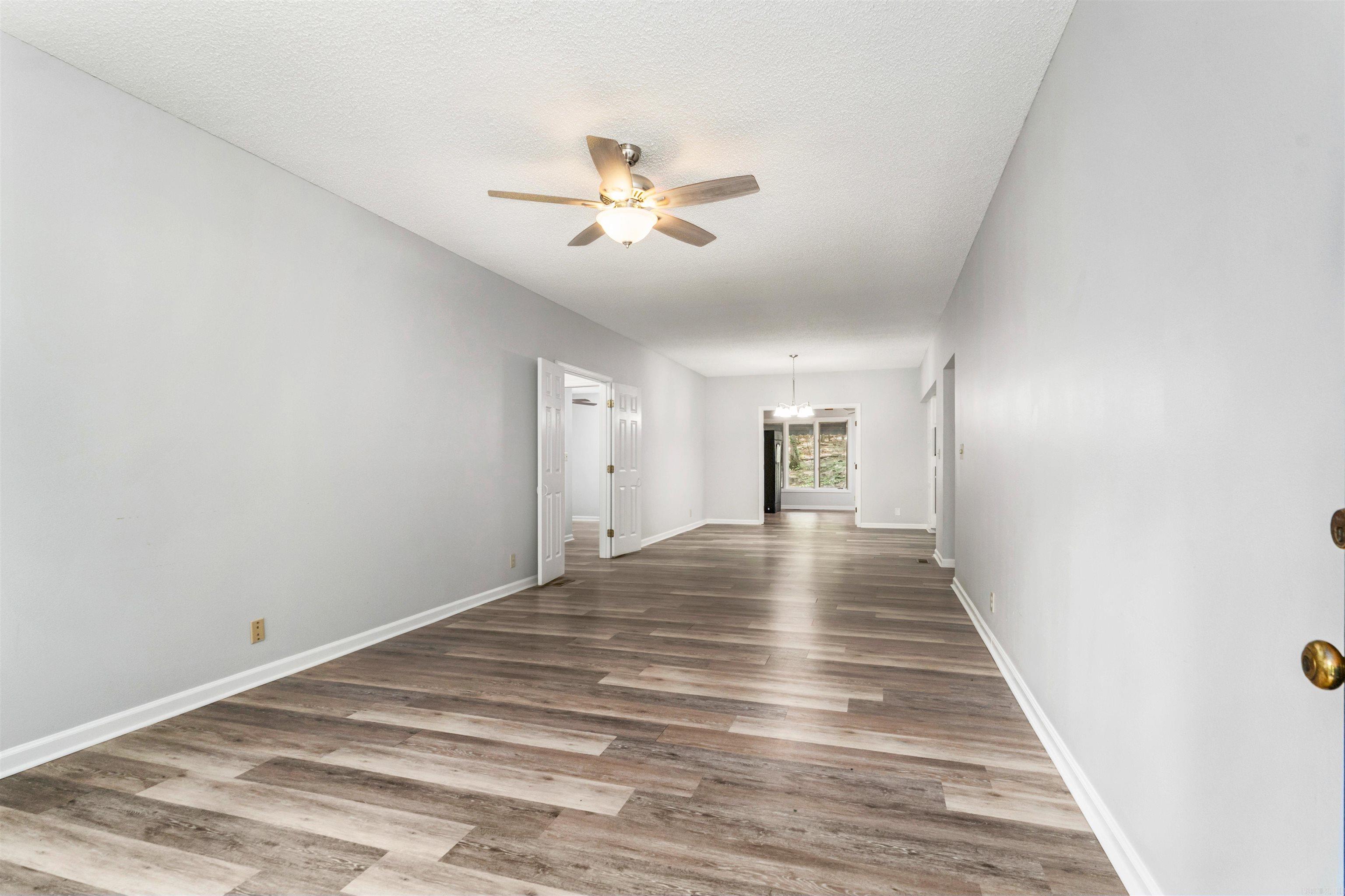 23 San Clemente Circle Property Photo 7