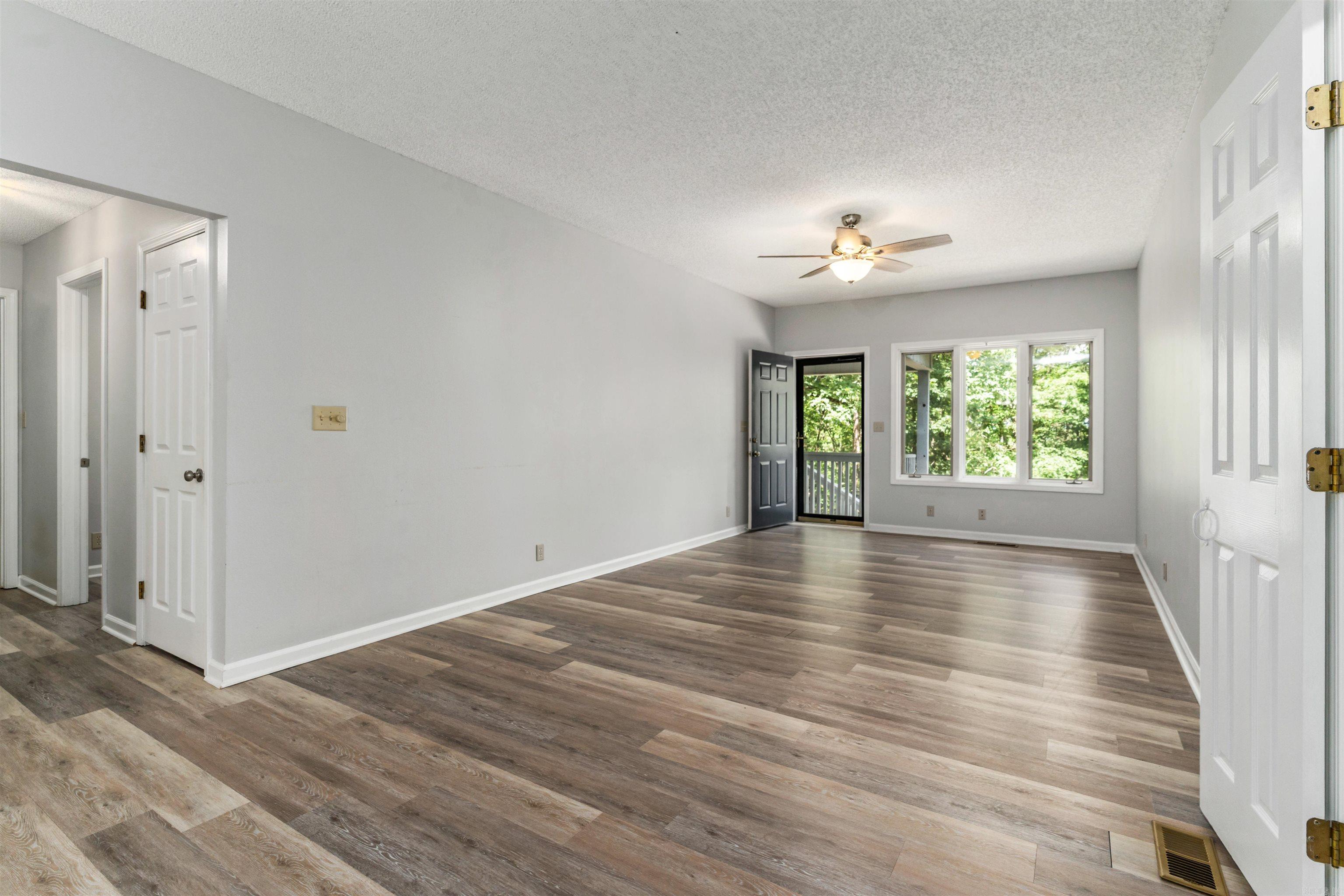 23 San Clemente Circle Property Photo 8