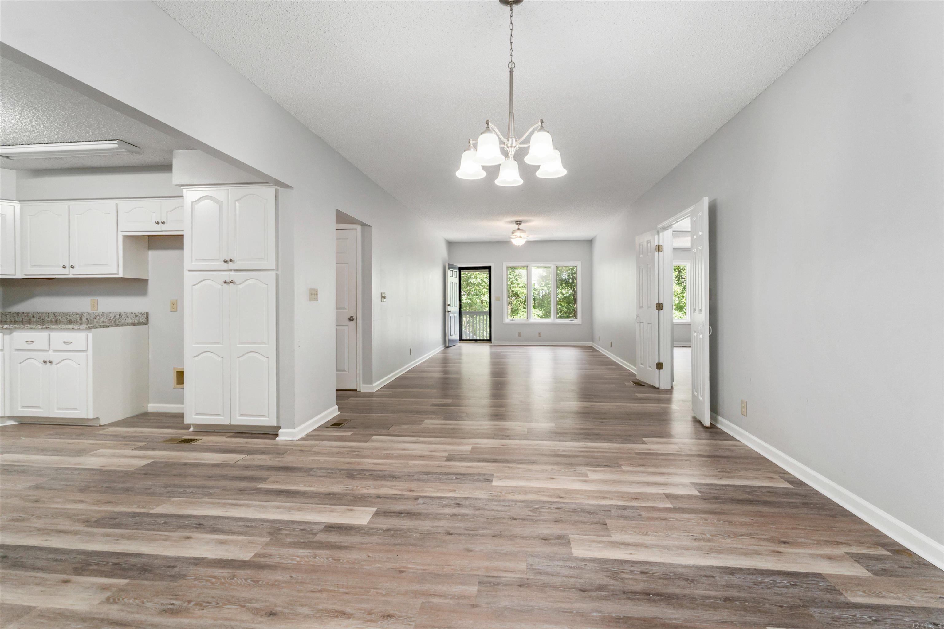 23 San Clemente Circle Property Photo 10