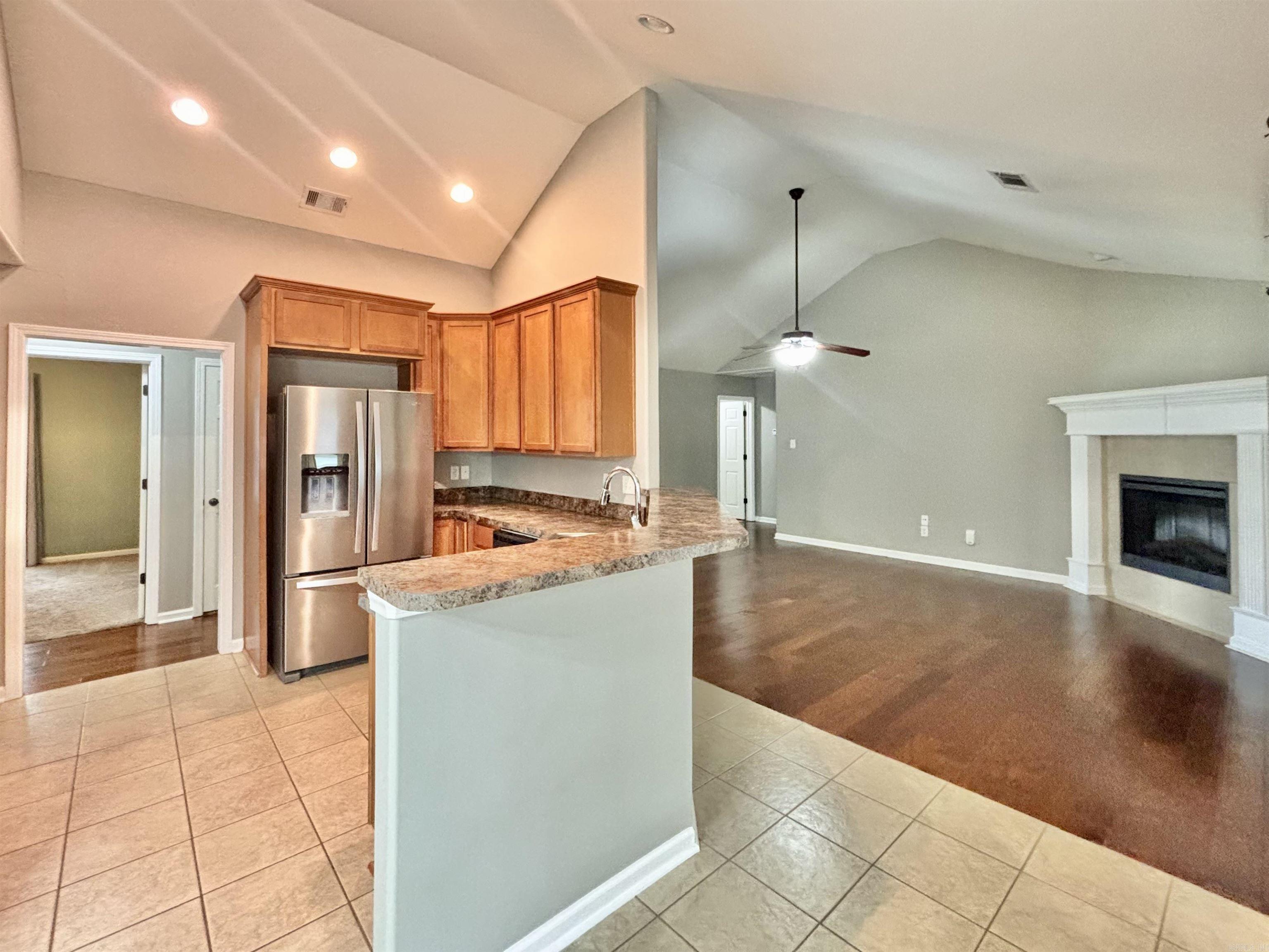 1732 White Oak Lane Property Photo 7