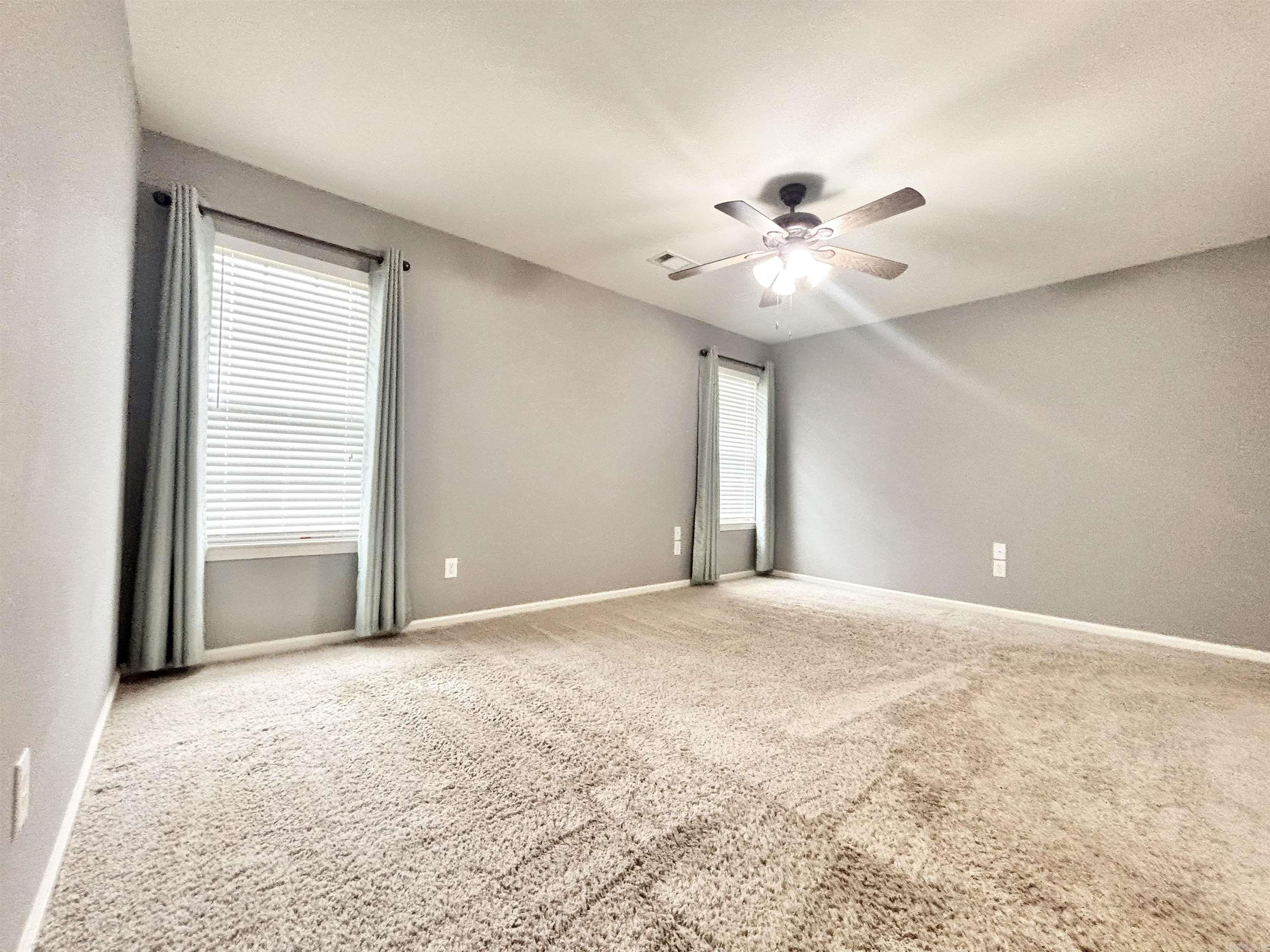 1732 White Oak Lane Property Photo 15