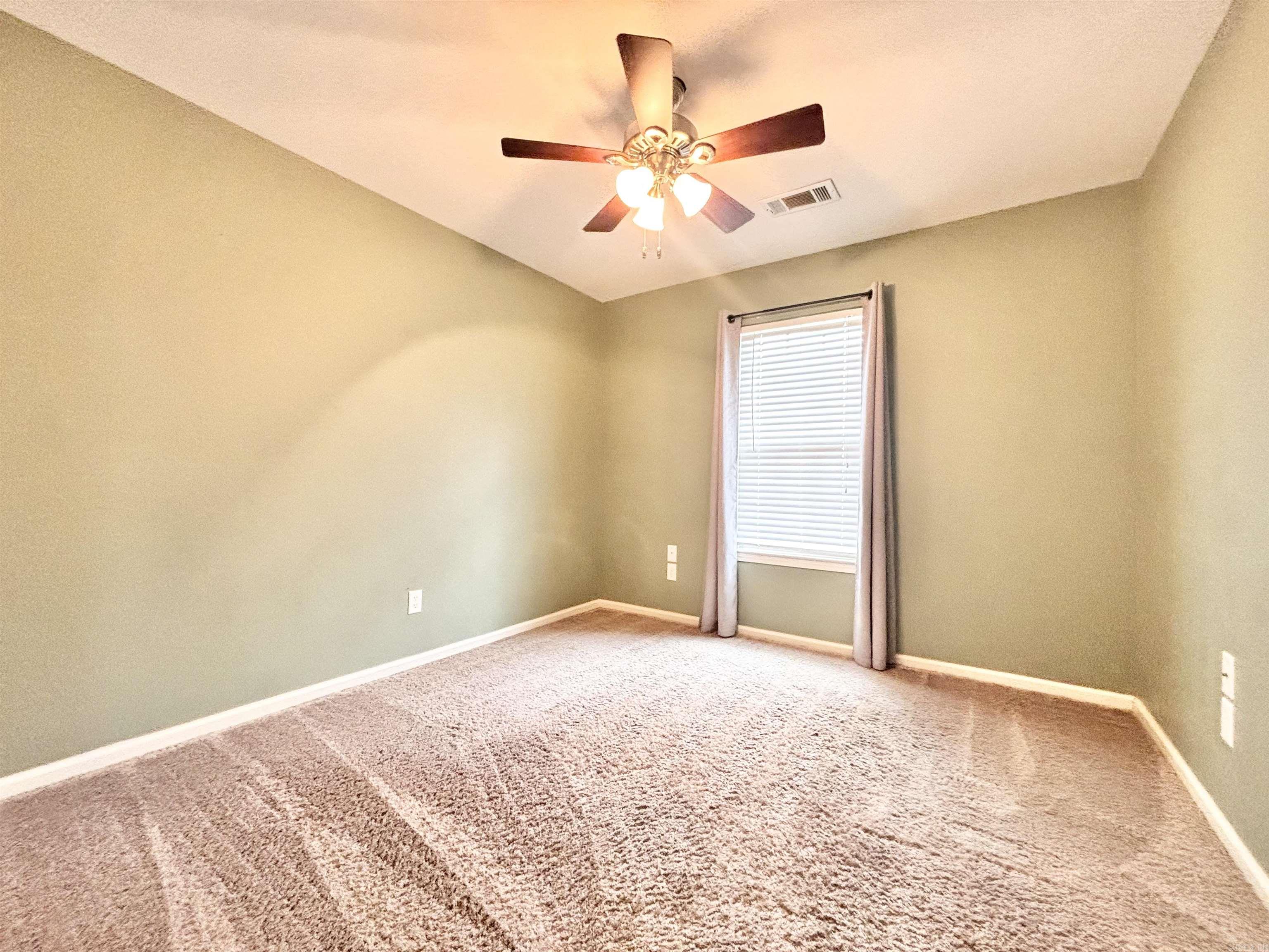 1732 White Oak Lane Property Photo 20