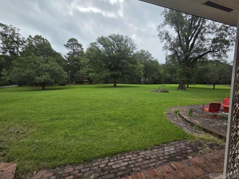 1 Elmwood Circle Property Photo 10