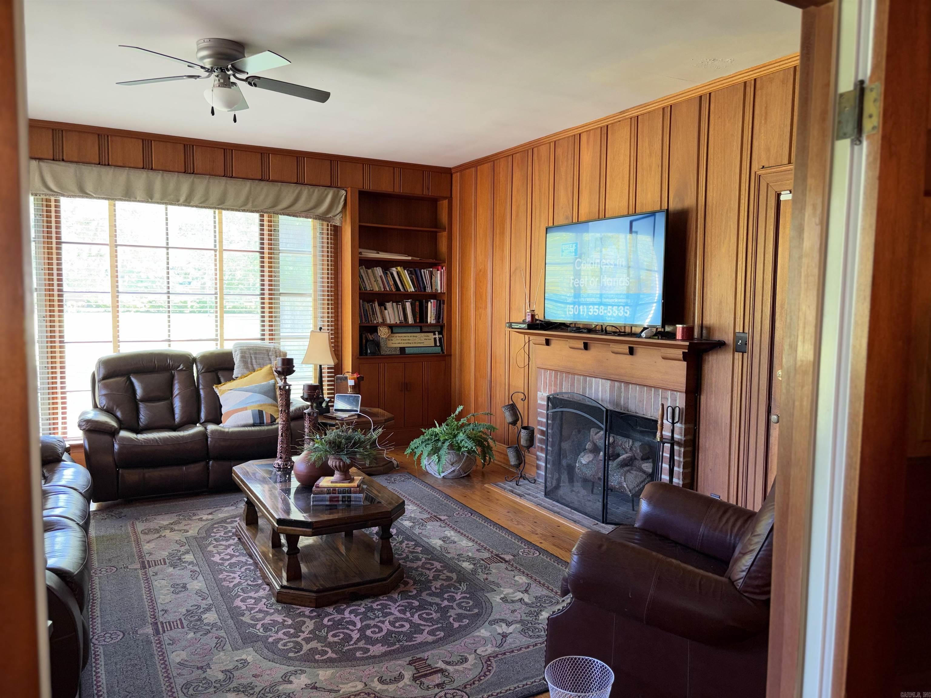 1 Elmwood Circle Property Photo 23