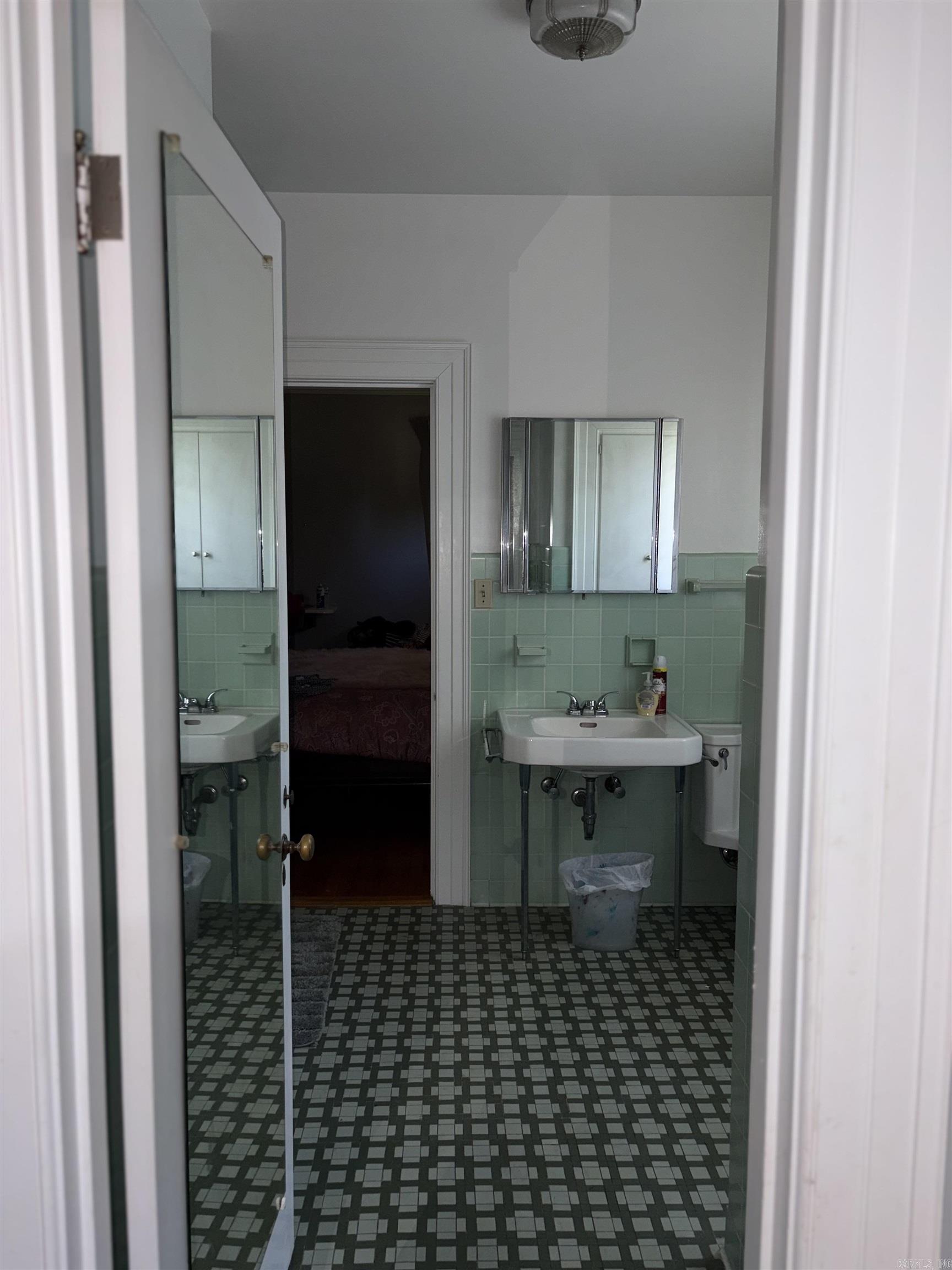 1 Elmwood Circle Property Photo 35