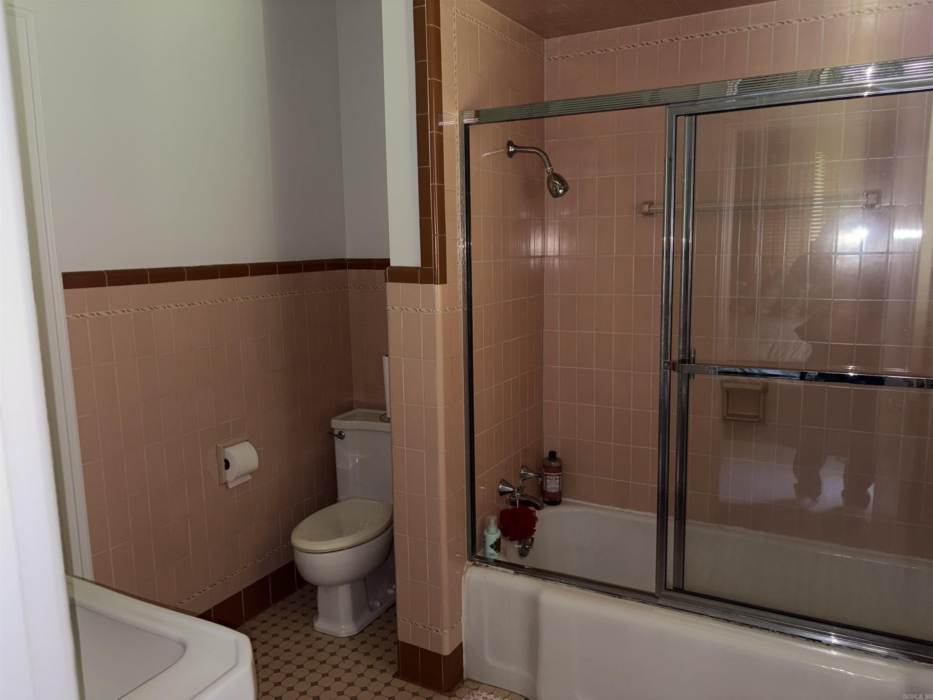 1 Elmwood Circle Property Photo 36