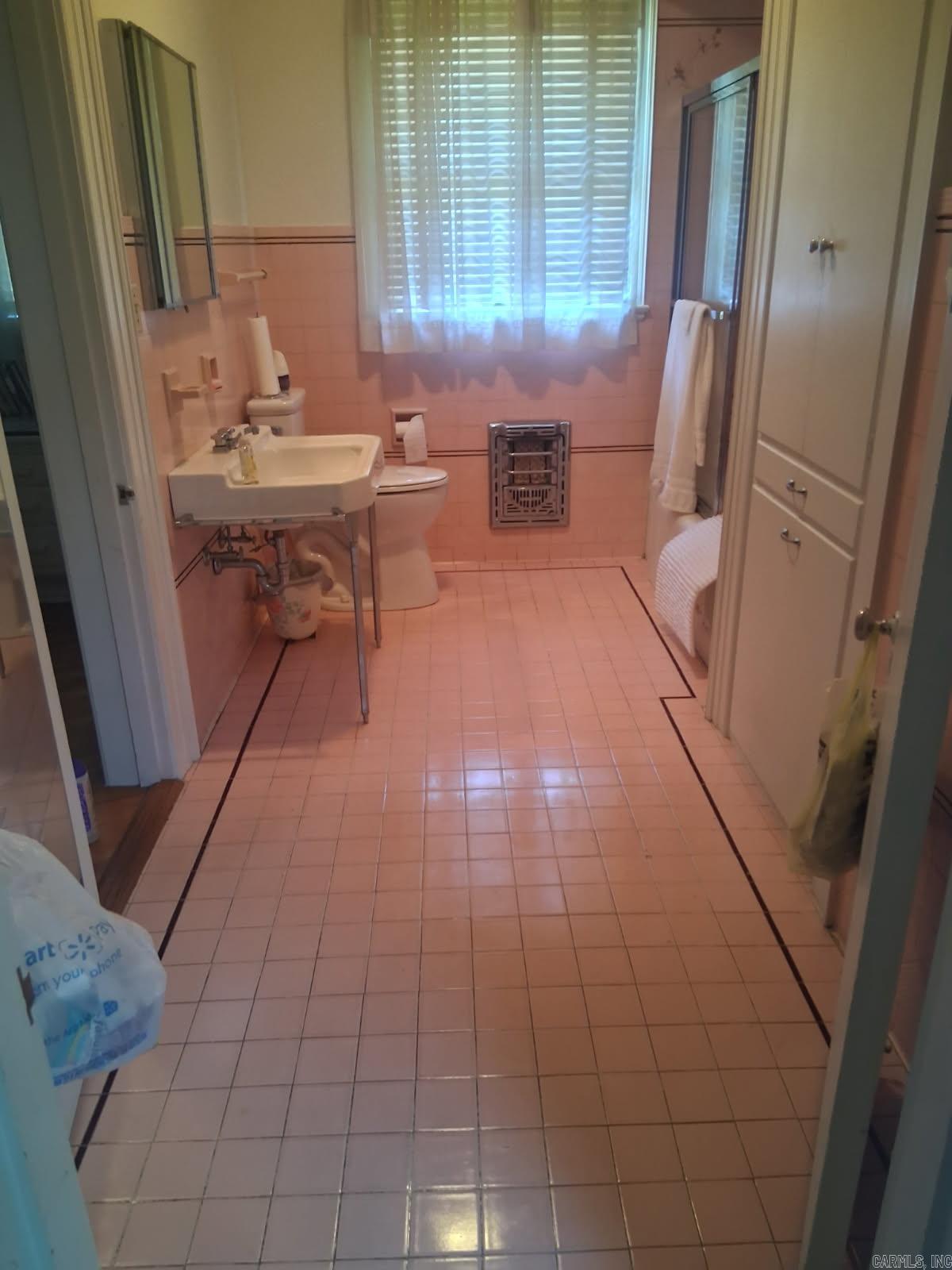 1 Elmwood Circle Property Photo 37