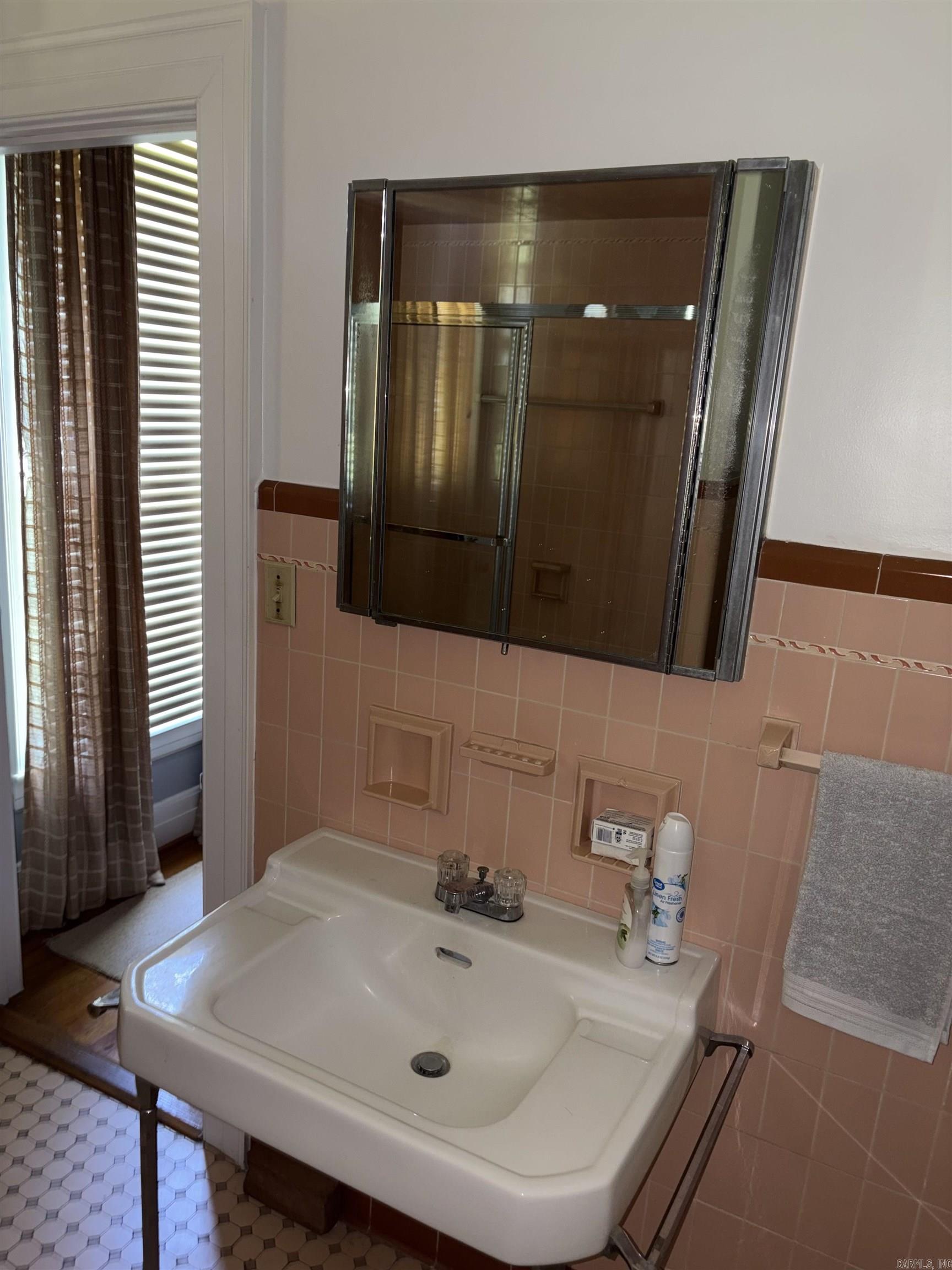 1 Elmwood Circle Property Photo 39